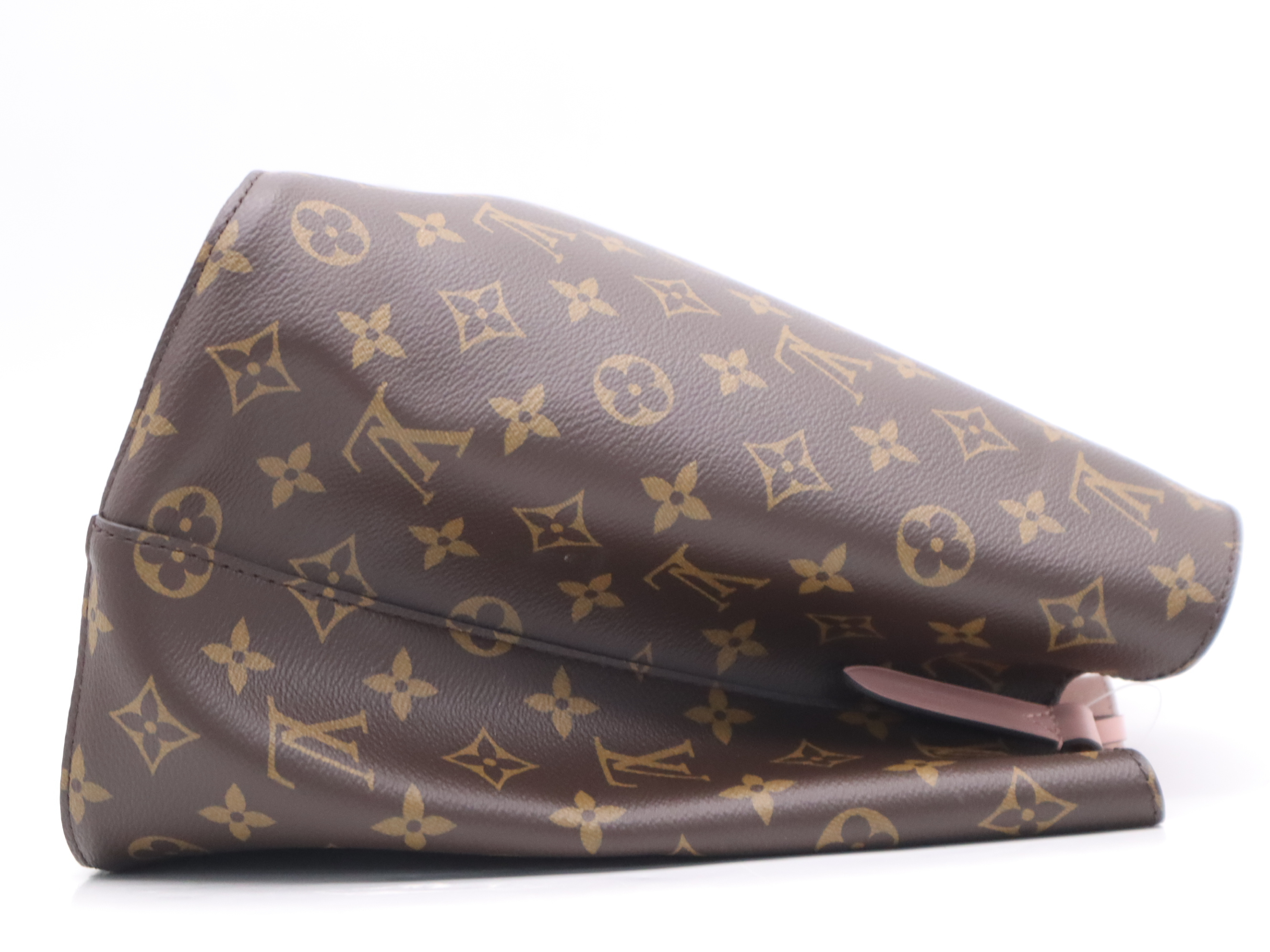 M44022 Monogram Neo Noe Poudre Shoulder Bag with Shoulder Strap (RFID Detected) — view 5