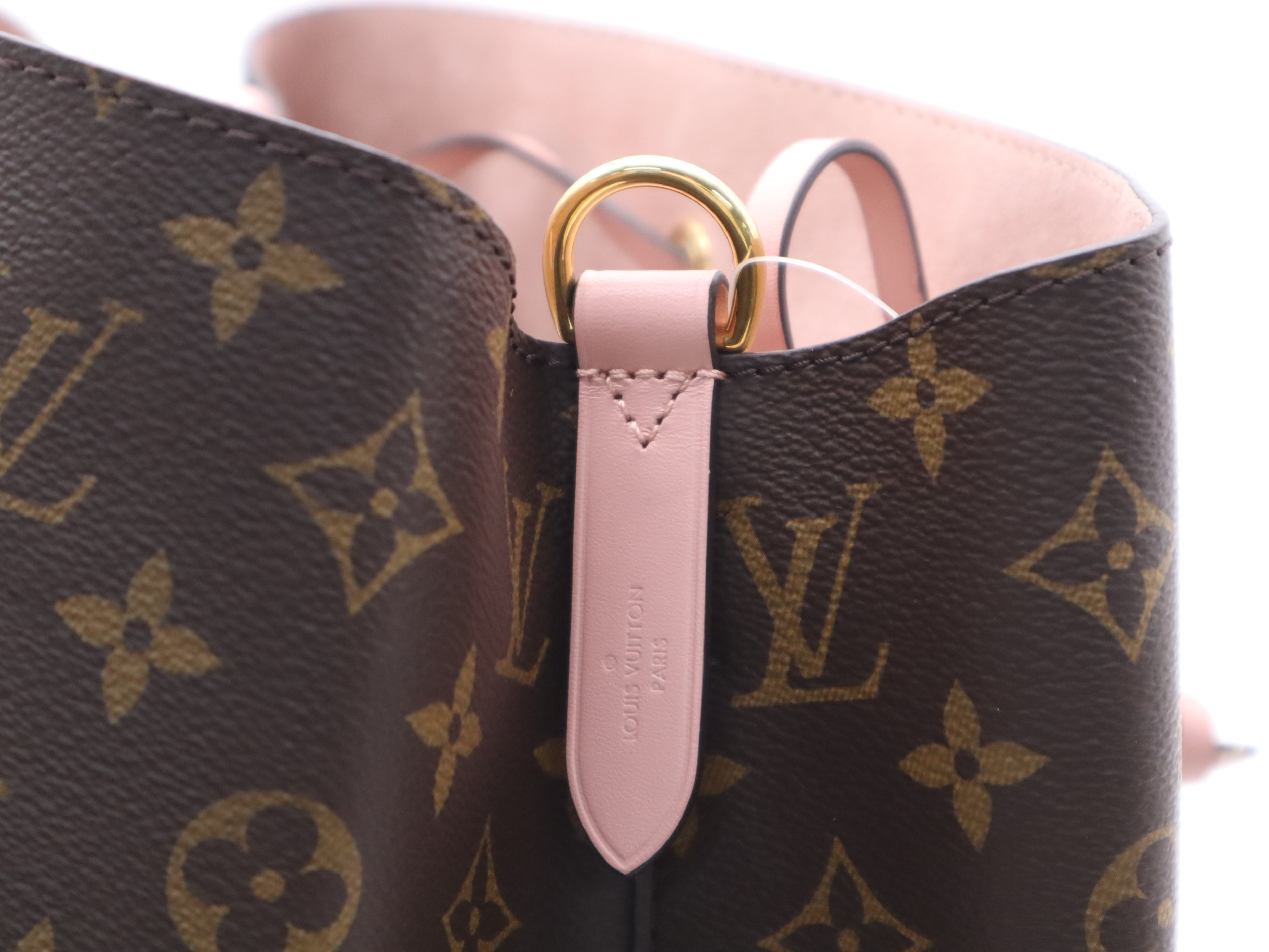 M44022 Monogram Neo Noe Poudre Shoulder Bag with Shoulder Strap (RFID Detected) — view 6