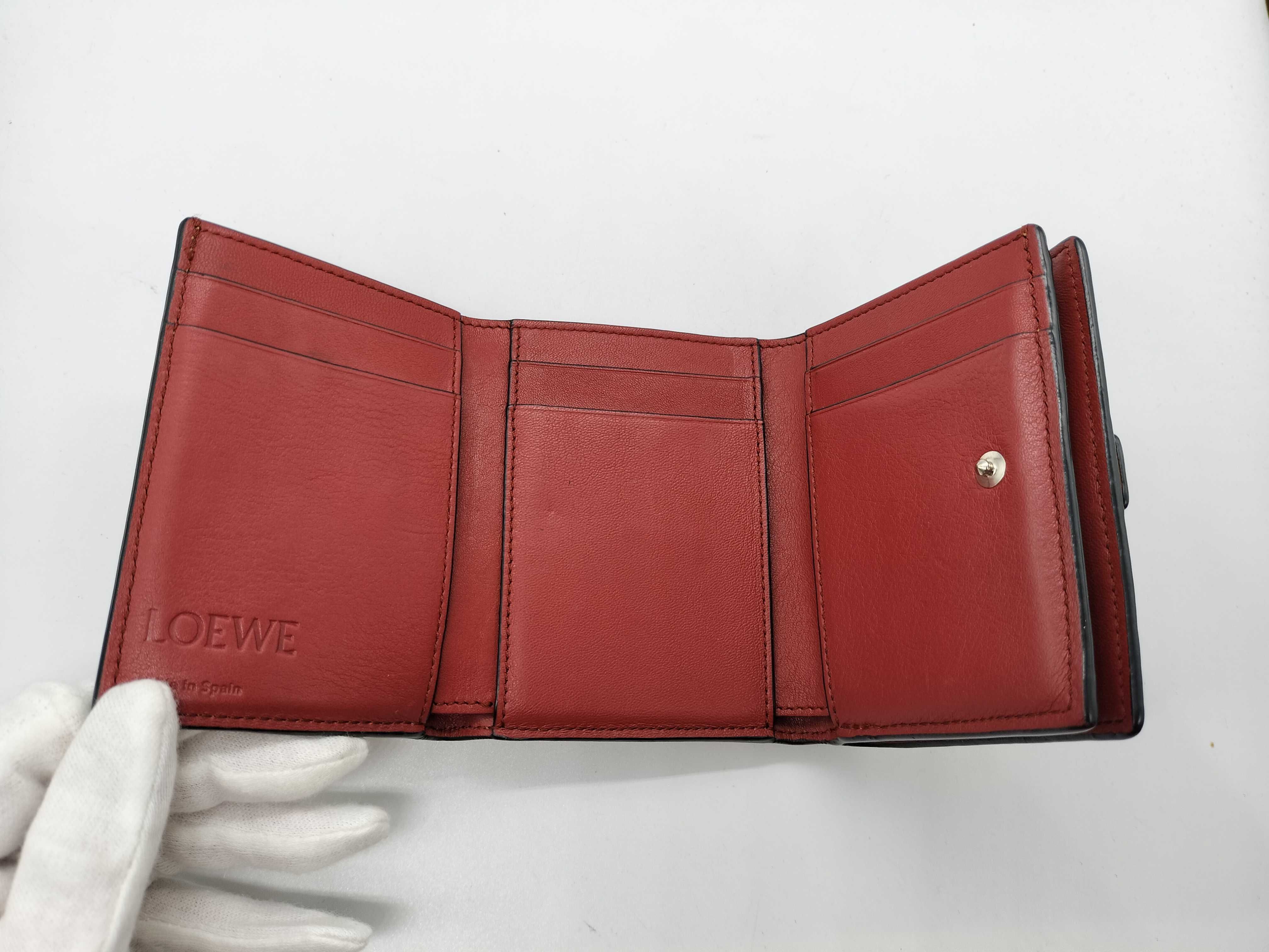 Compact Trifold Coin Purse — view 7