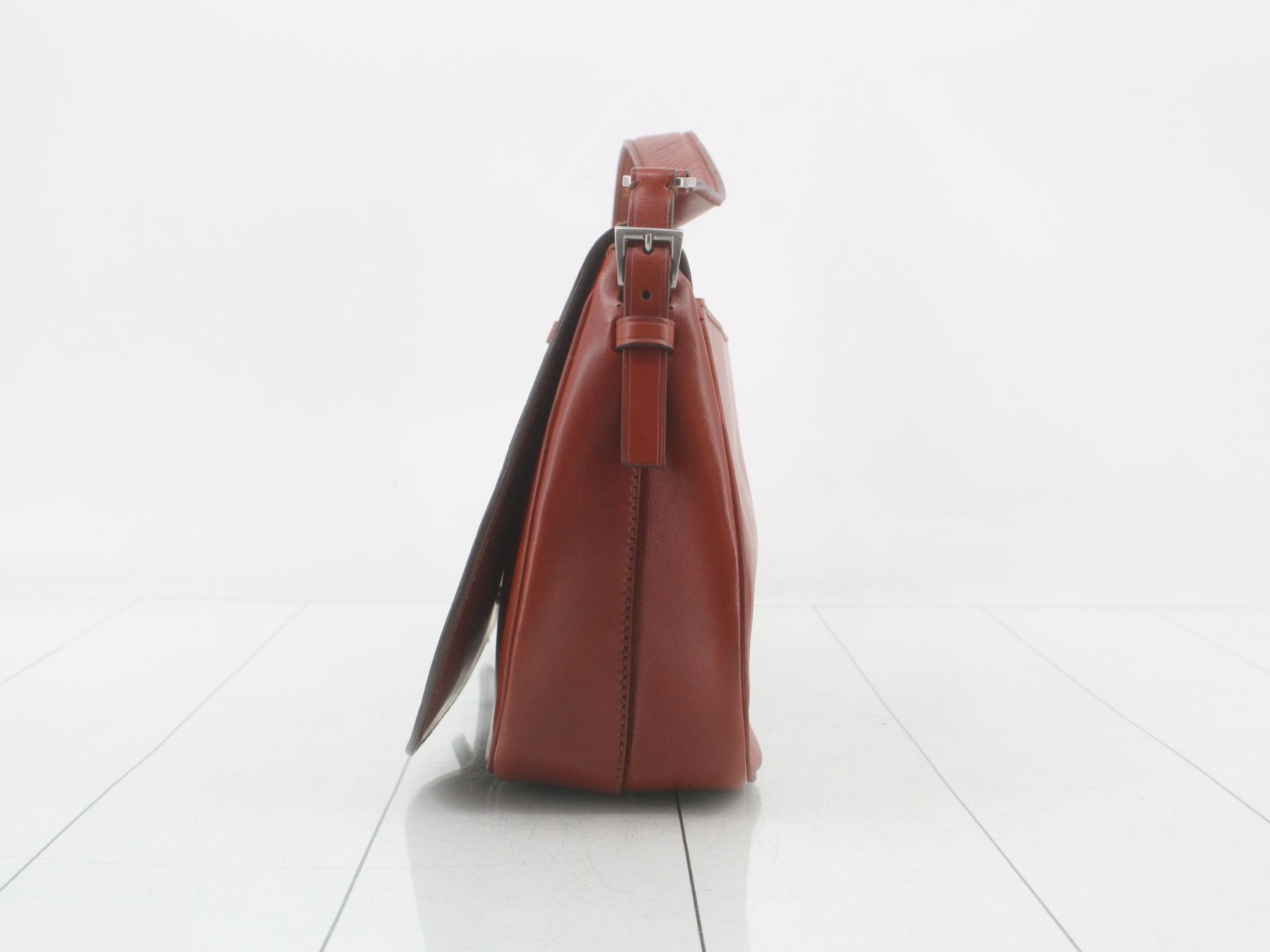 Leather shoulder bag — view 3