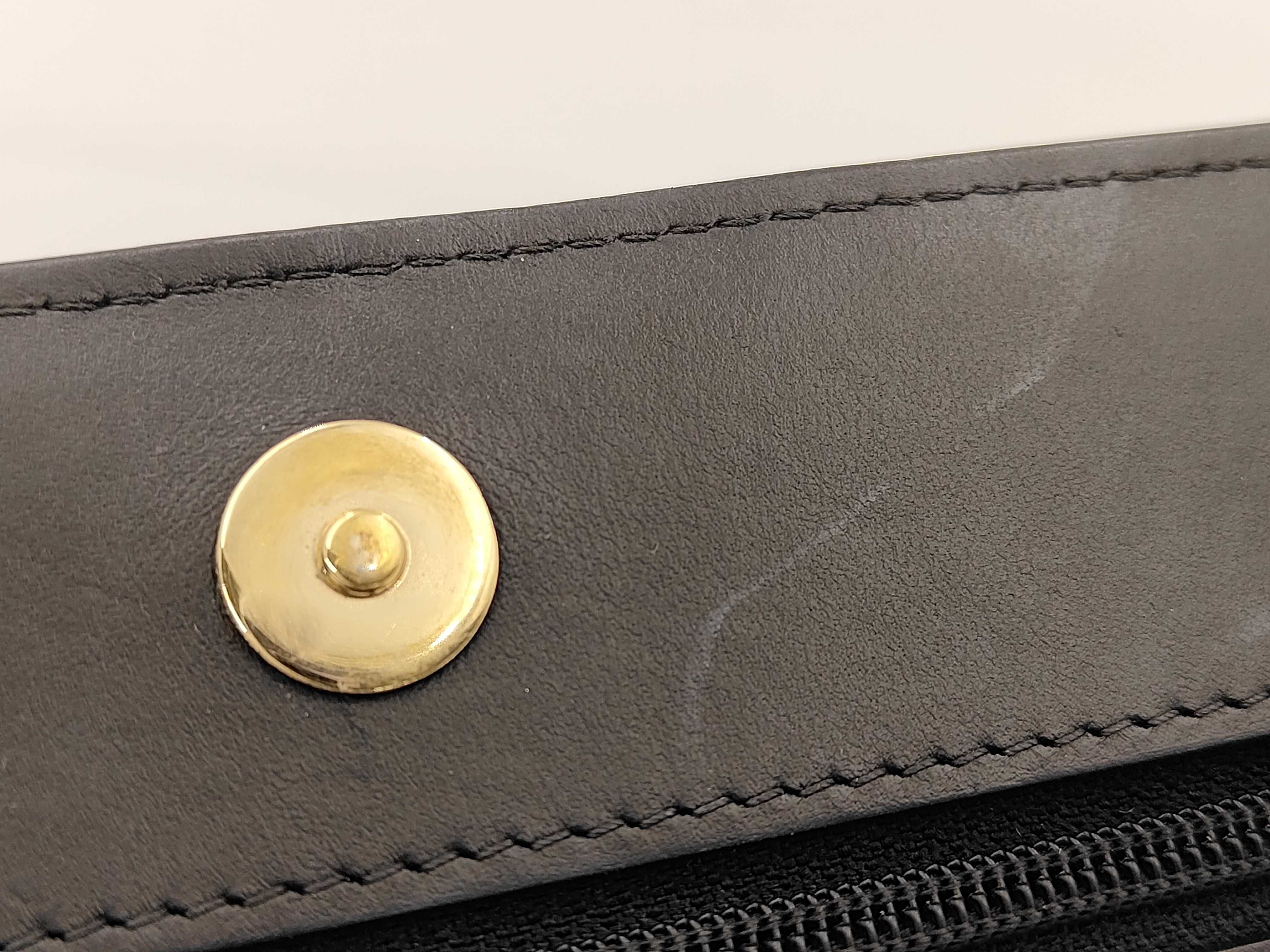 WOC Chain Bag Shoulder Bag — view 13