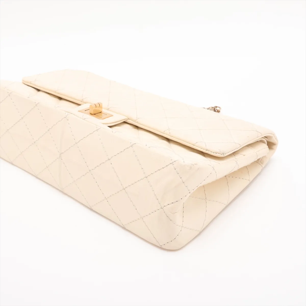Matelassé 2.55 Large Vintage Calf Double Flap Double Chain Bag, Ivory, Gold Hardware, 14586051, Serial Number 14, A37587 — view 3