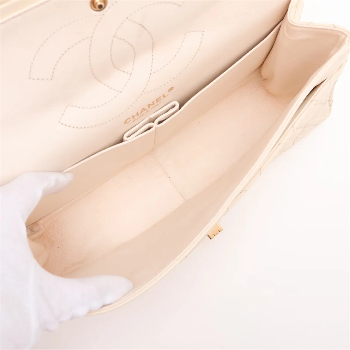Matelassé 2.55 Large Vintage Calf Double Flap Double Chain Bag, Ivory, Gold Hardware, 14586051, Serial Number 14, A37587 — view 7