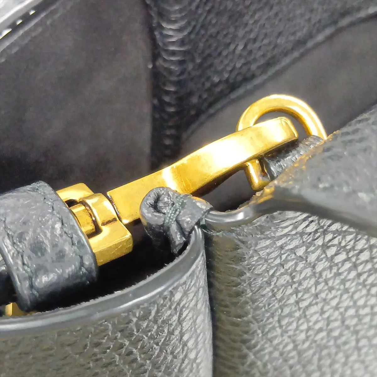 LE 5 A 7 Baby Bear Leather 2-Way Handbag, Black — view 12
