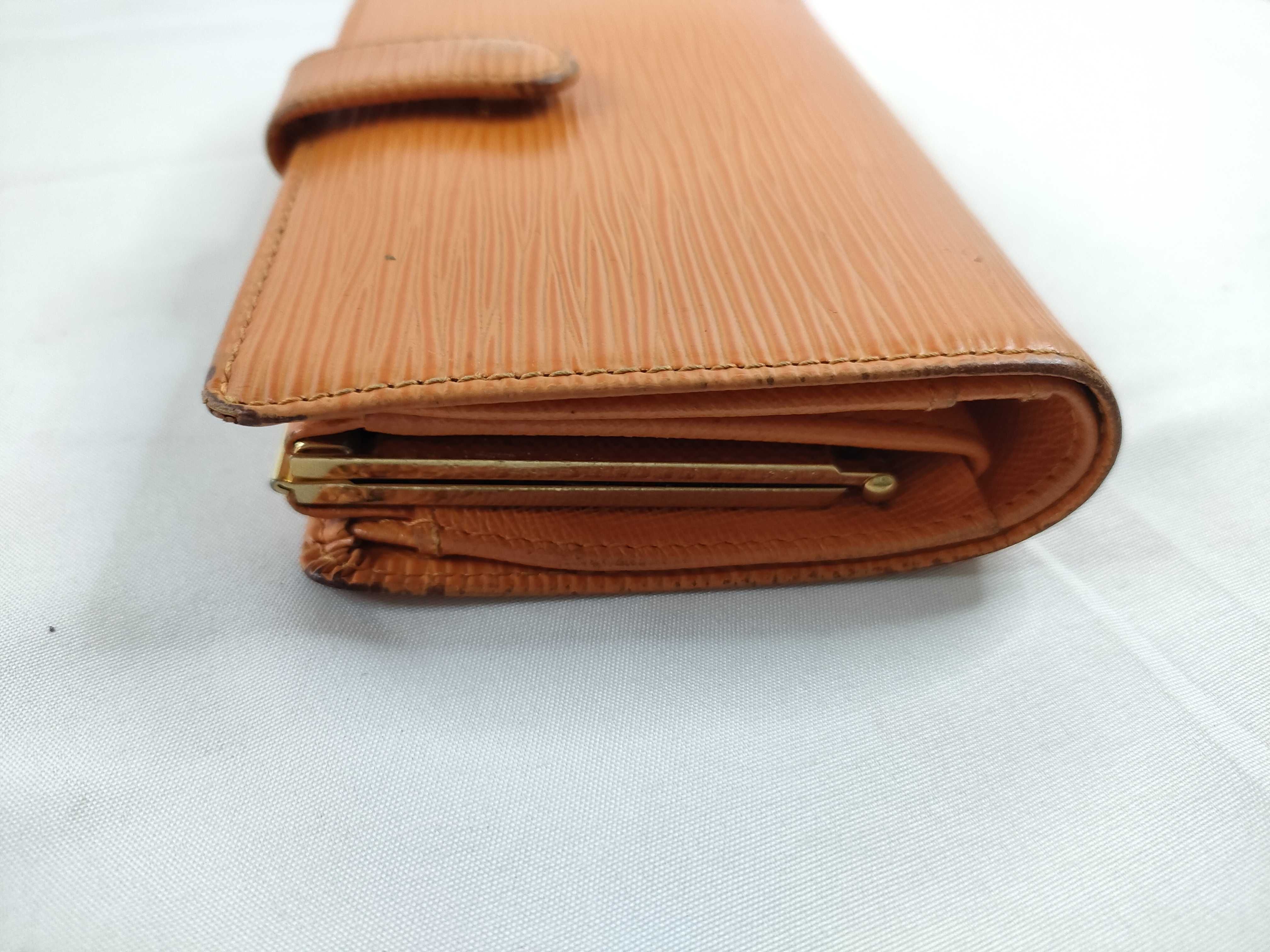 Epi / Epi / Folding Wallet / Leather Wallet — view 5