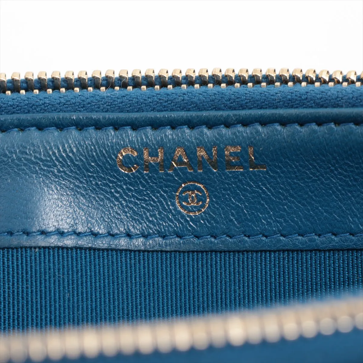 Matelasse Lambskin Chain Wallet Blue Gold Hardware 23662364 No. 23 — view 9