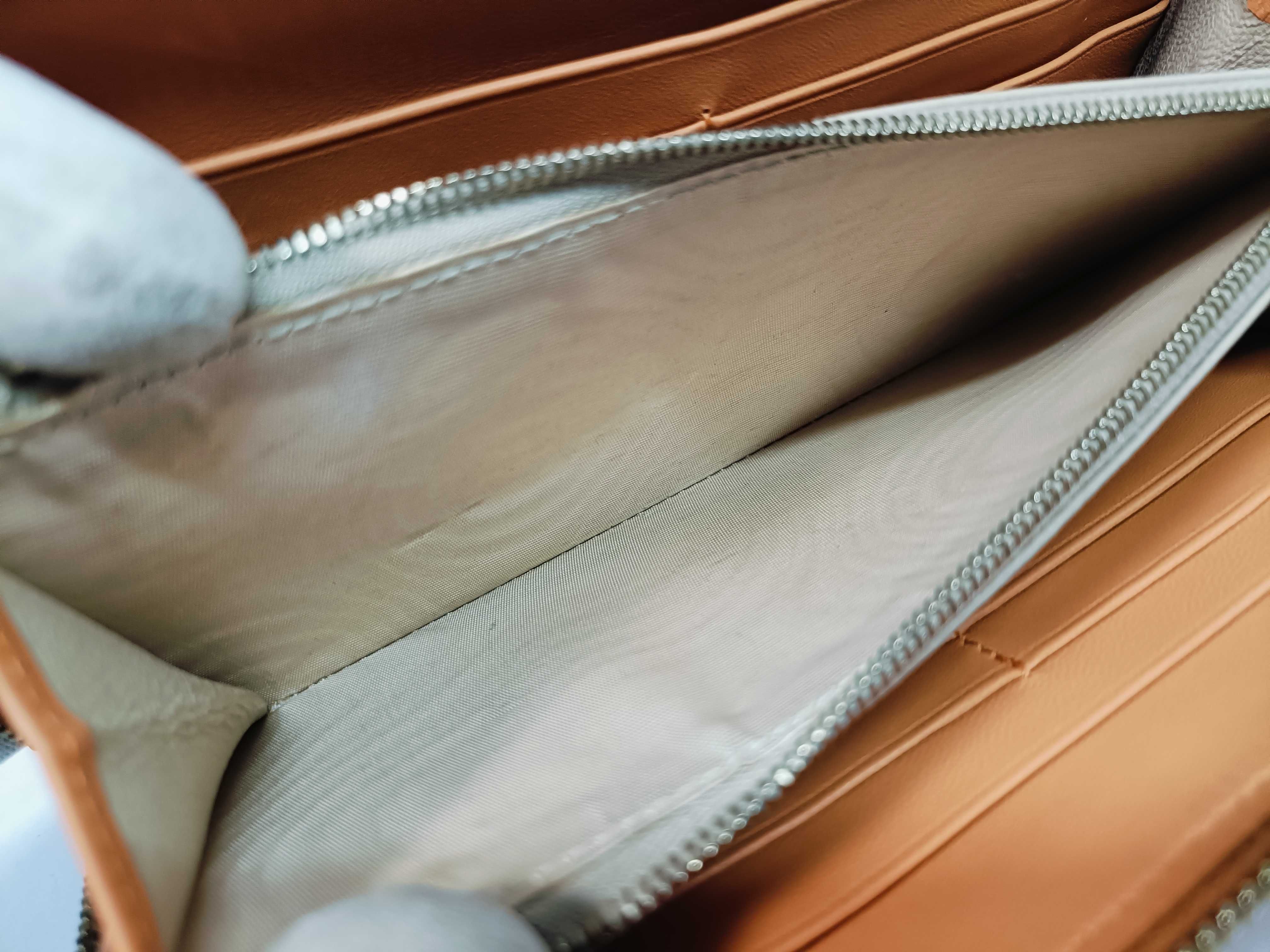 Intrecciato Round Zipper Long Wallet — view 11