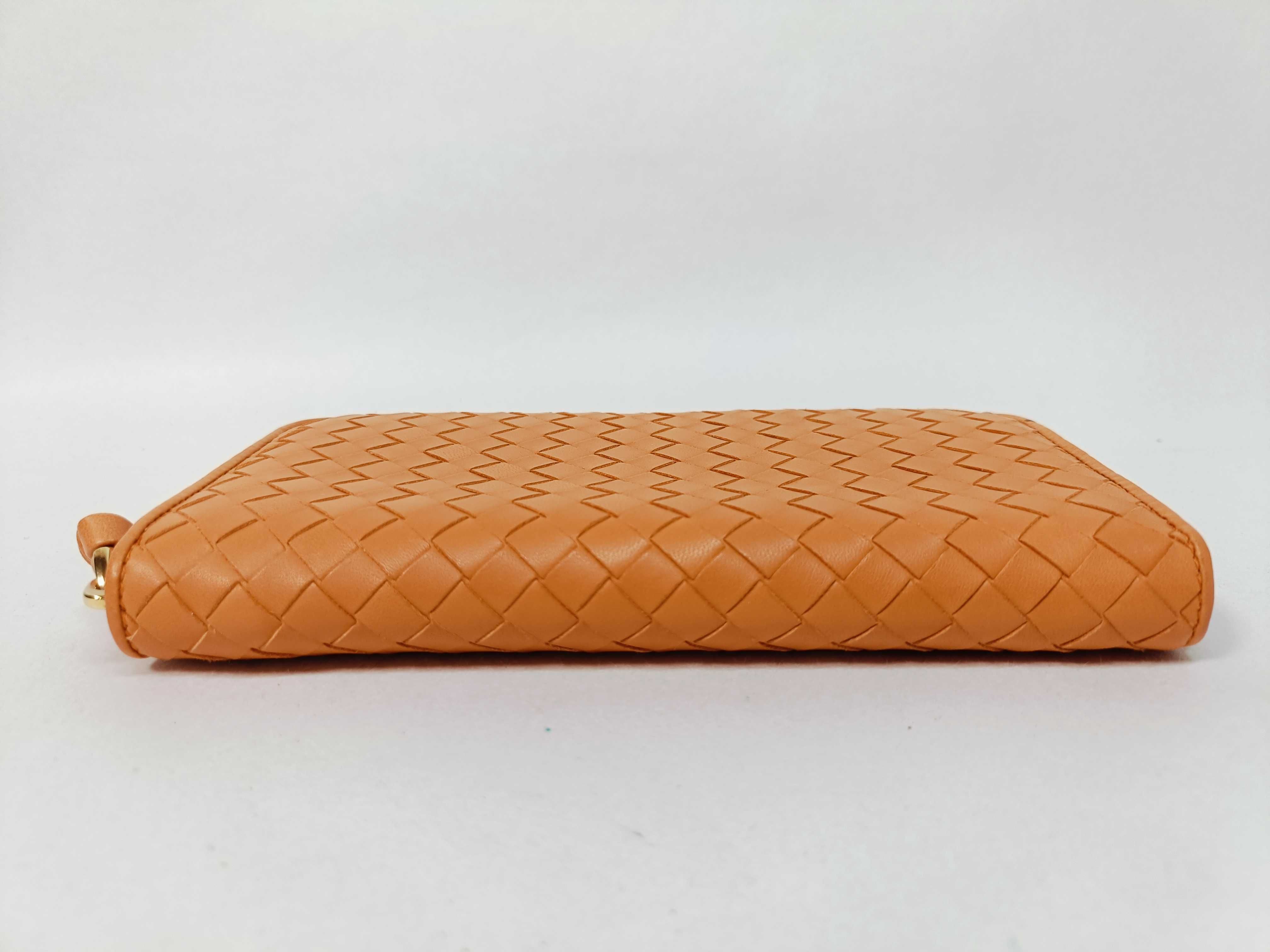 Intrecciato Round Zipper Long Wallet — view 5