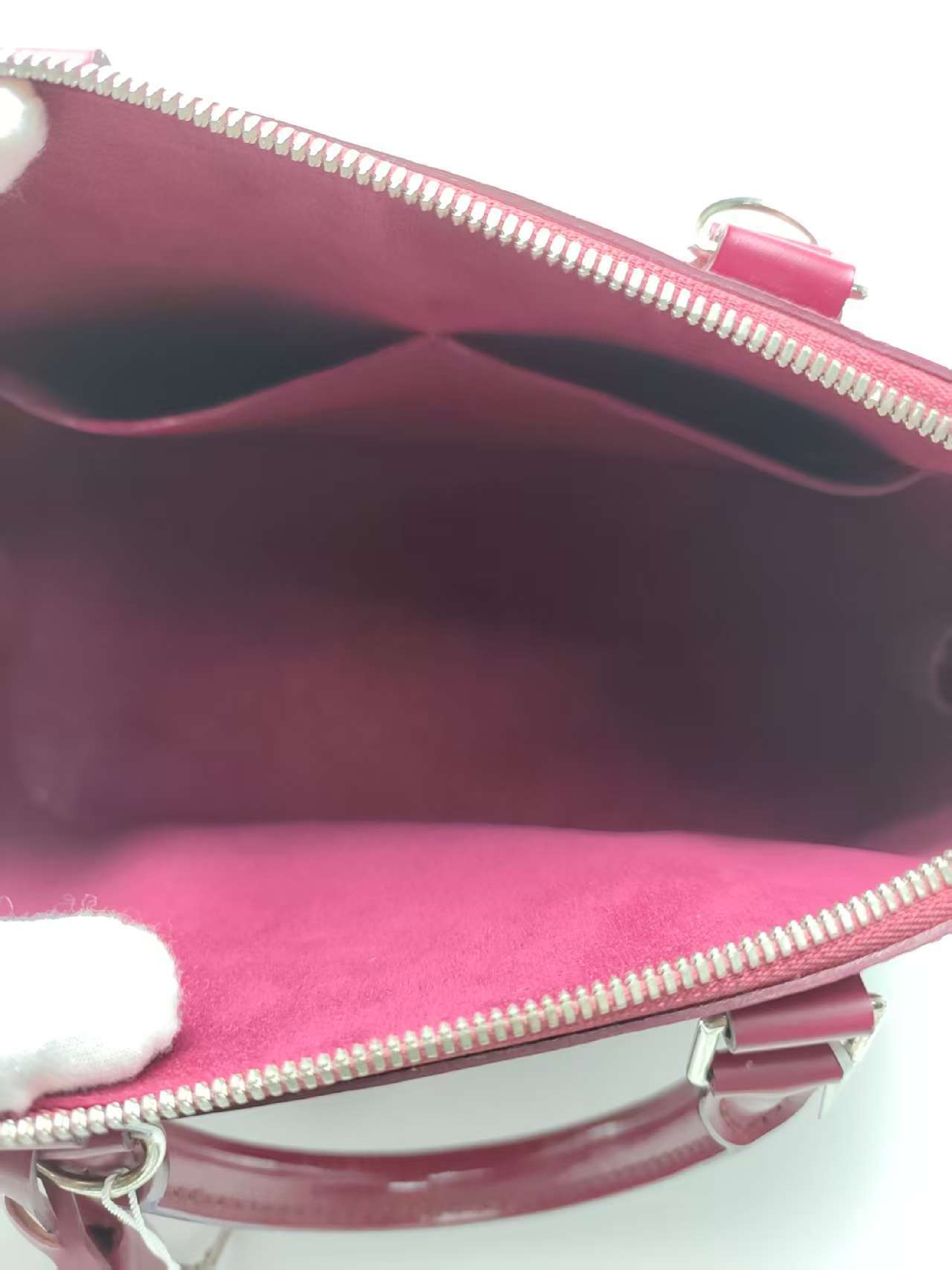 Alma Cowhide Handbag — view 7