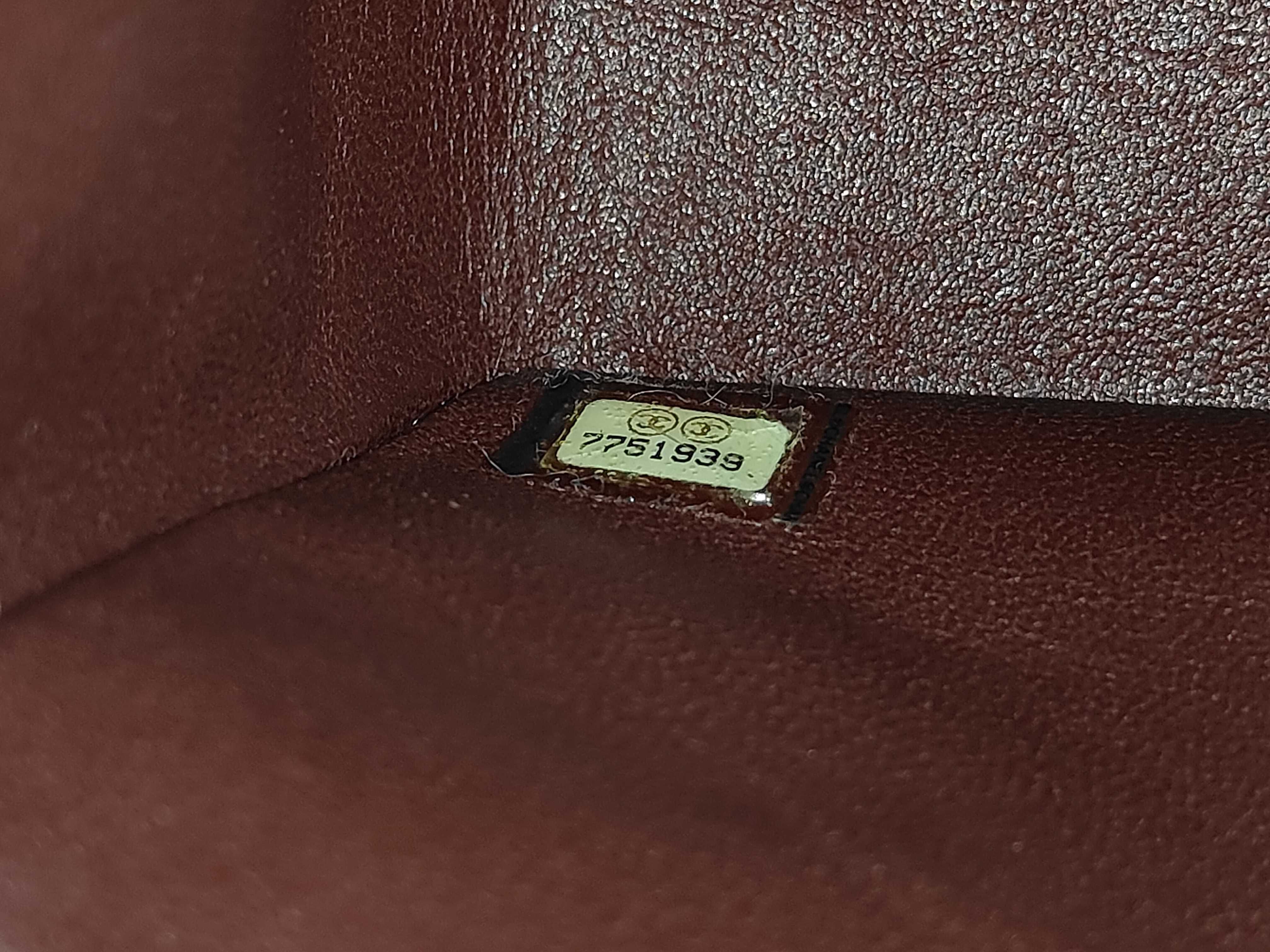 Matelassé 25 Lambskin Double Flap Double Chain Shoulder Bag — view 12