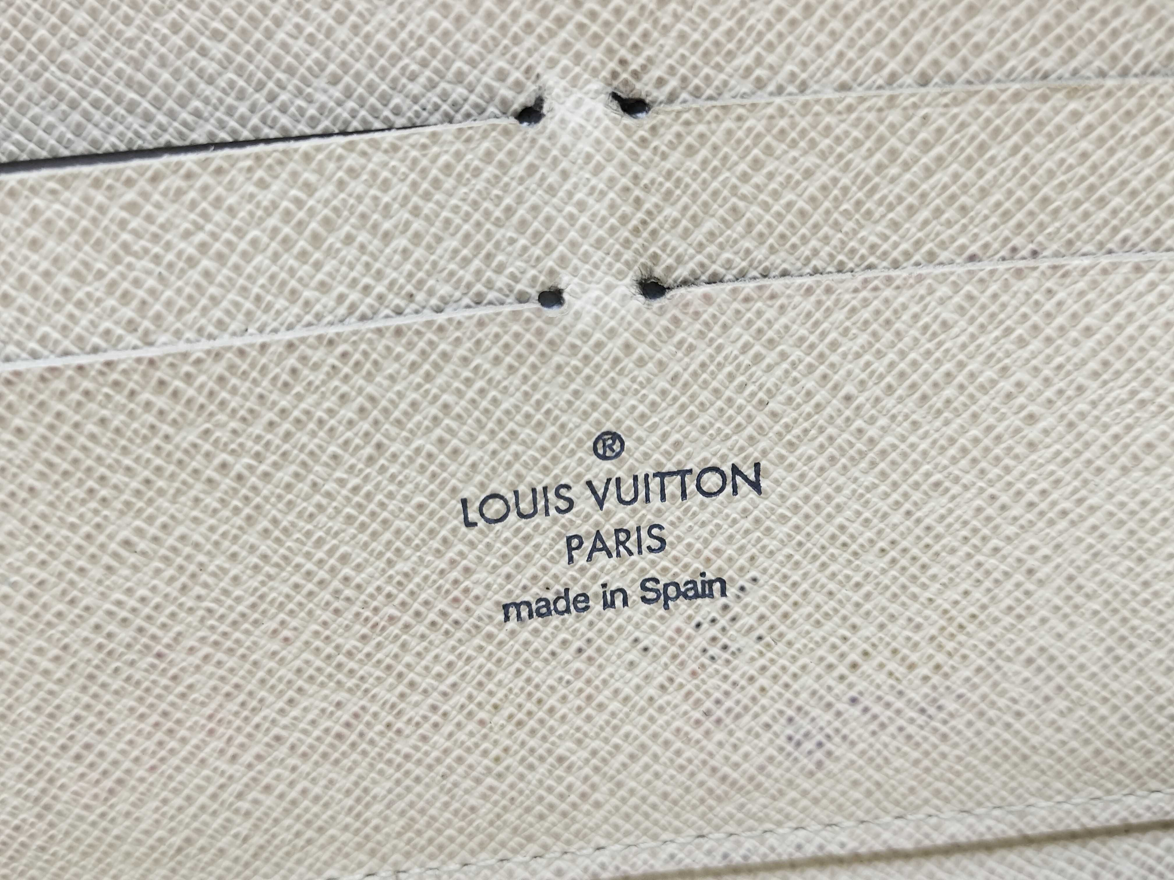 Damier Azur Zippy Wallet — view 14