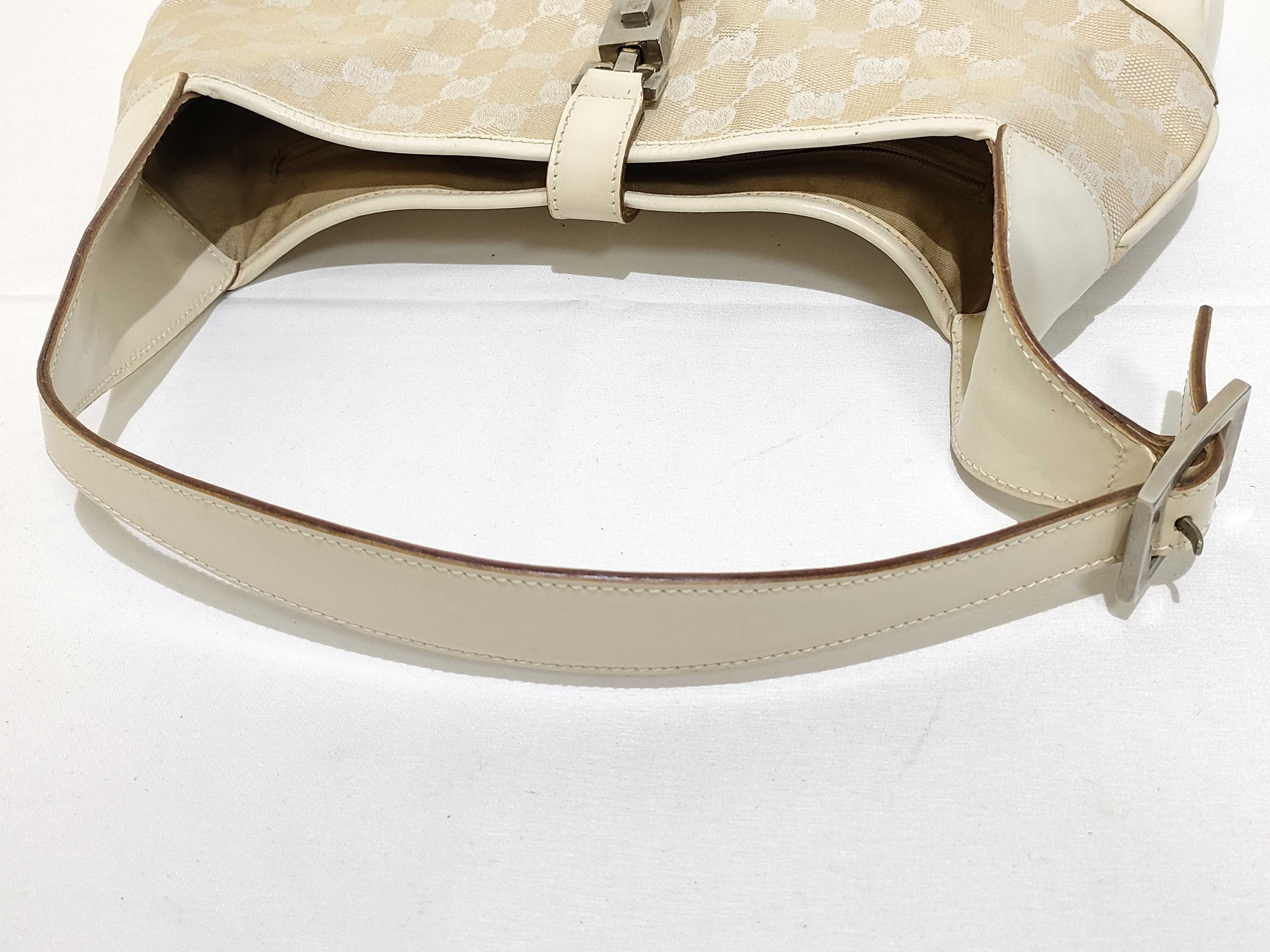 GG Canvas Gucci New Jackie Canvas Shoulder Bag Beige 001 3306 (Stains, Dirt, Peeling) — view 3