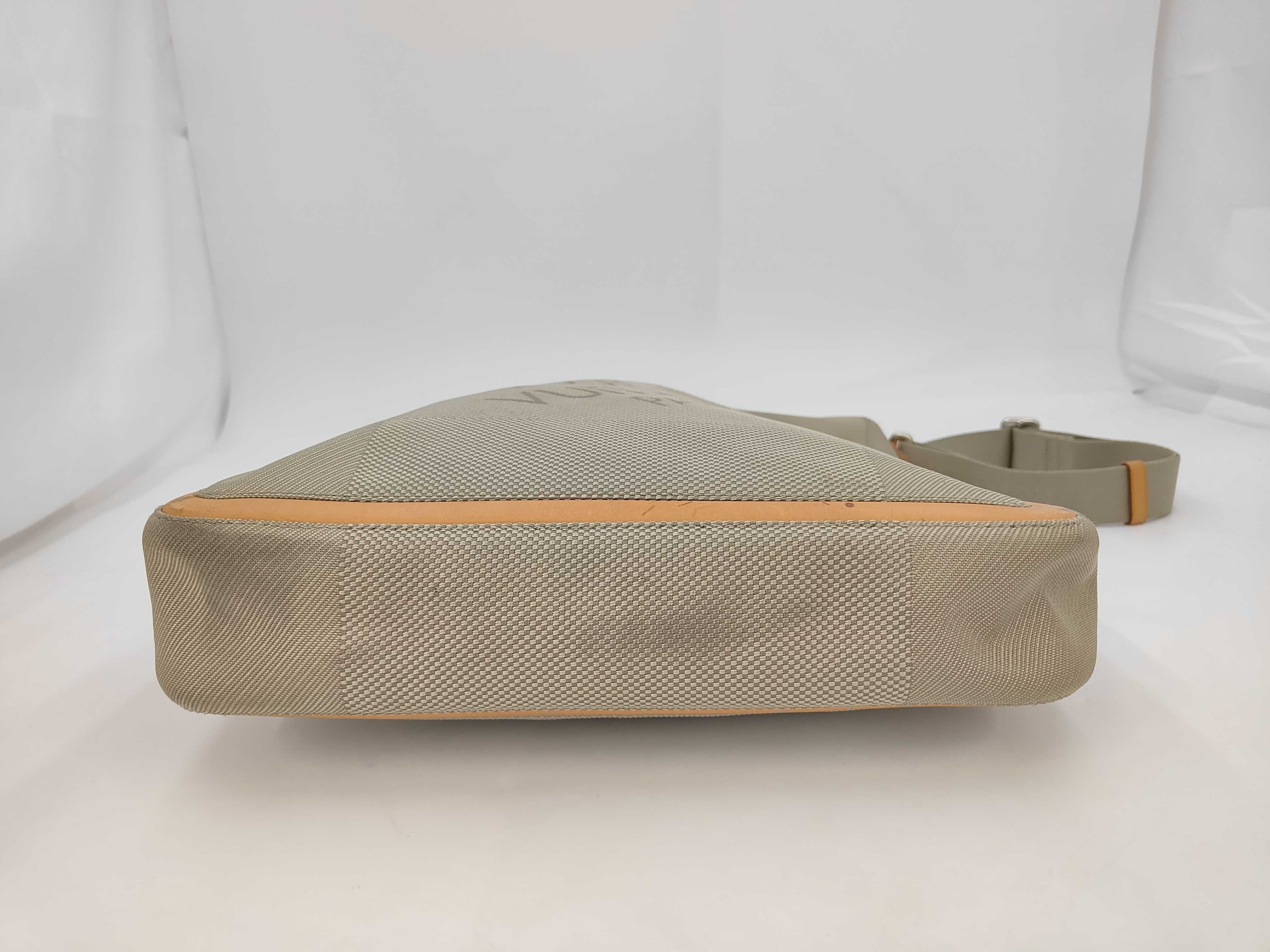 Damier Geant Companion Shoulder Bag — view 4