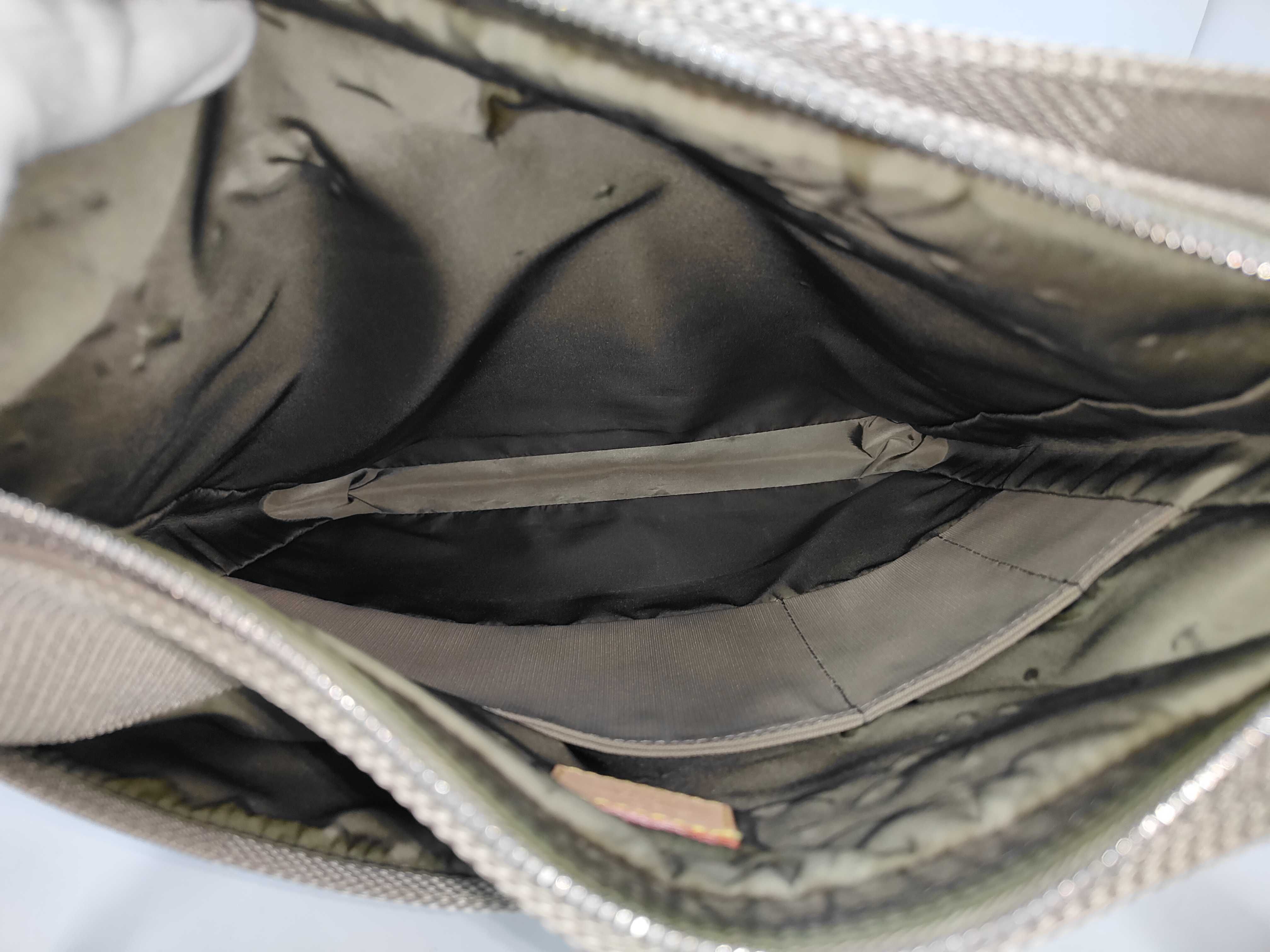 Damier Geant Companion Shoulder Bag — view 9