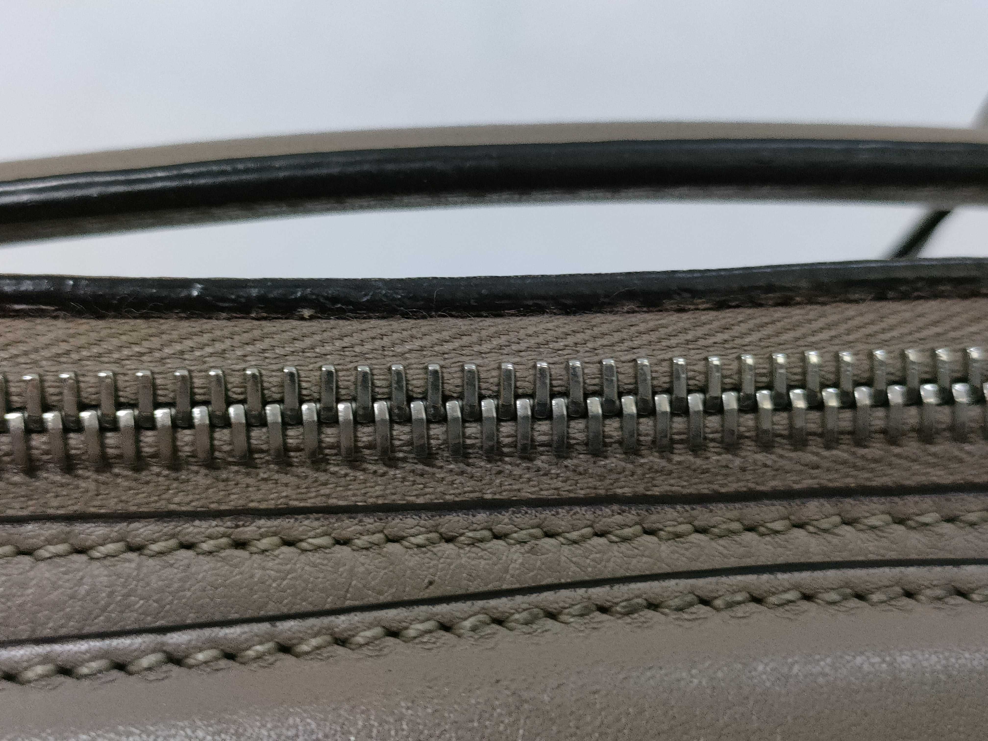 medium handbag — view 8