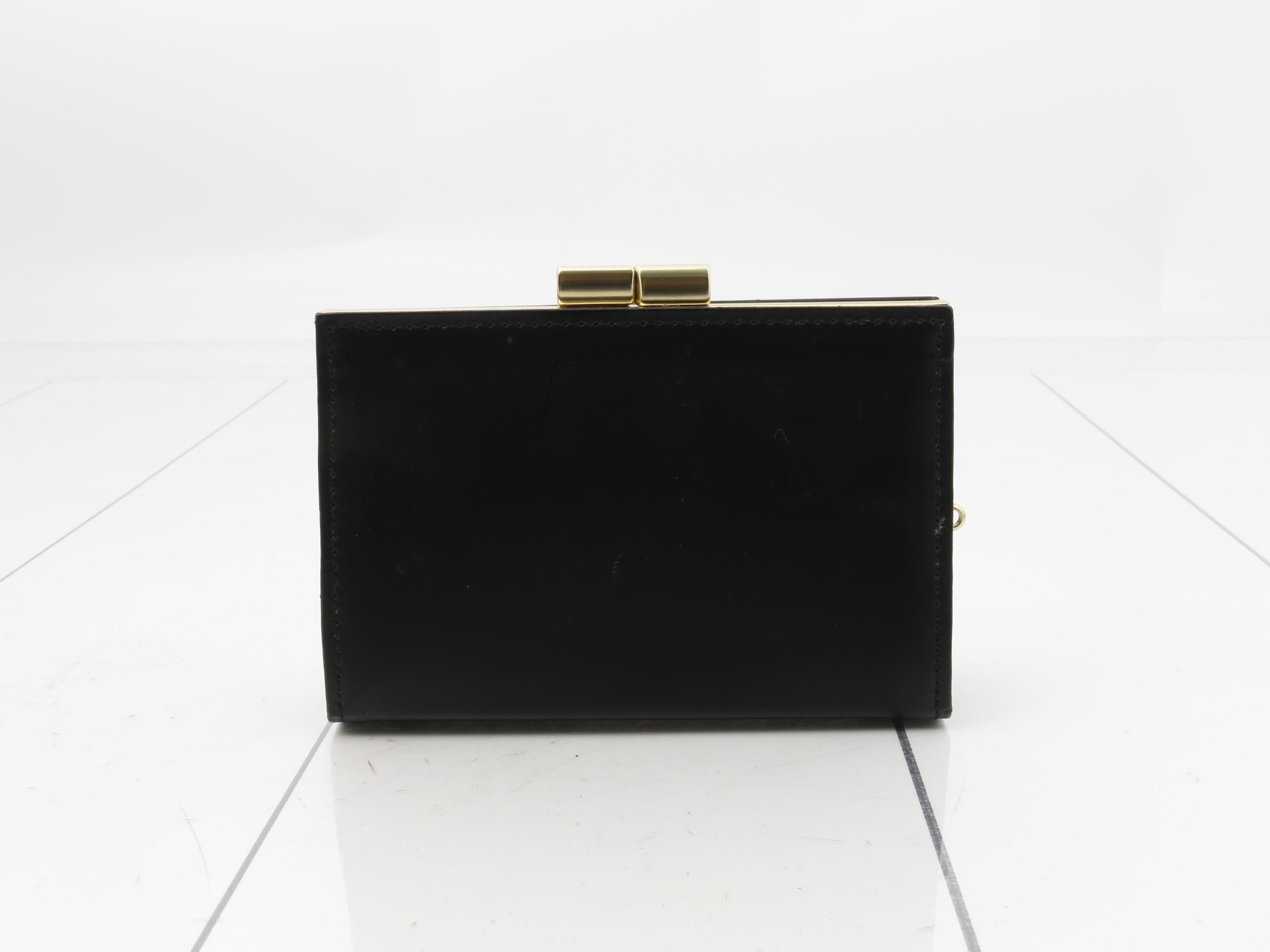 Other lines: Bags and coin cases — view 2