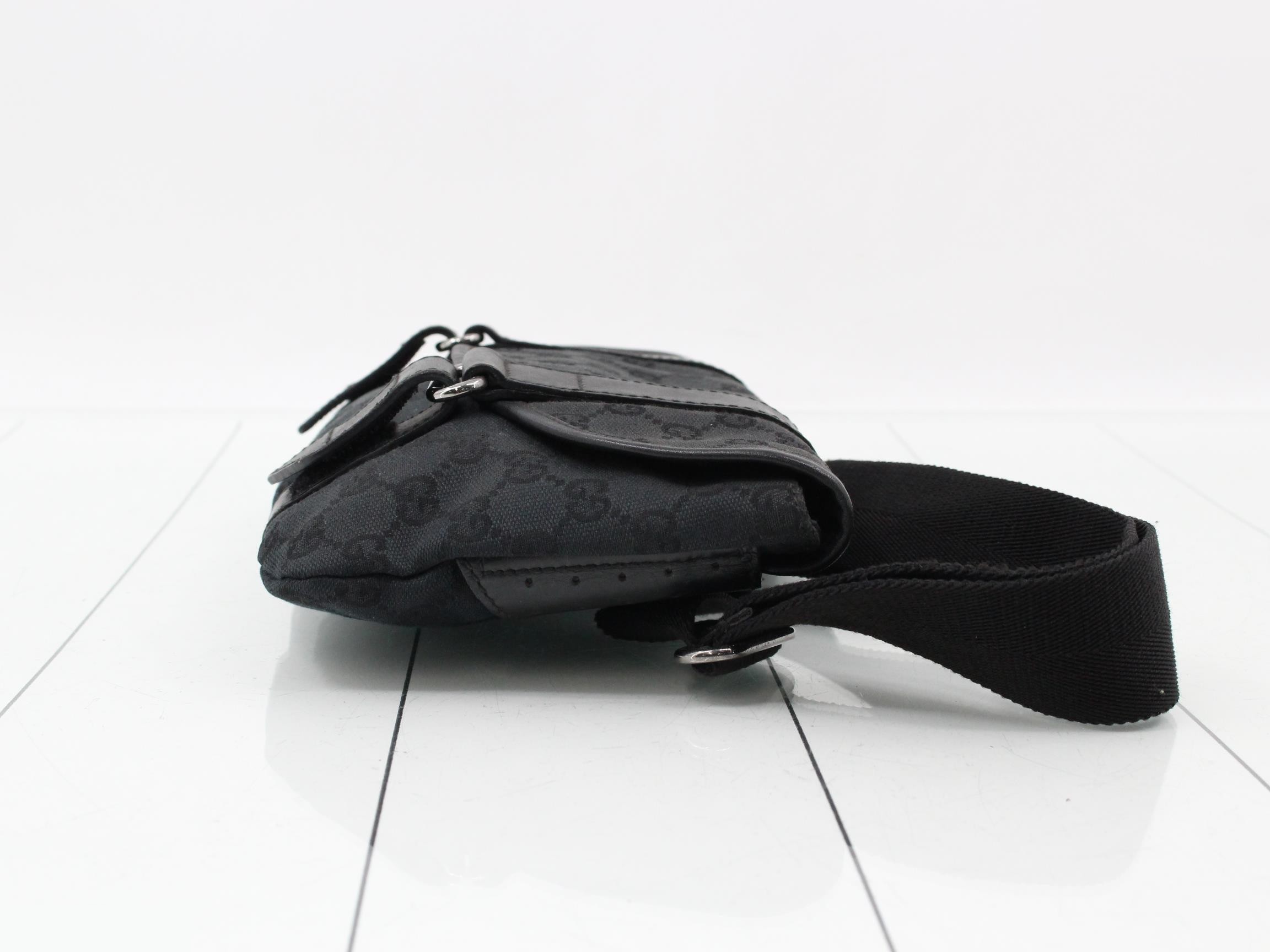 GG Canvas Waist Bag — view 3