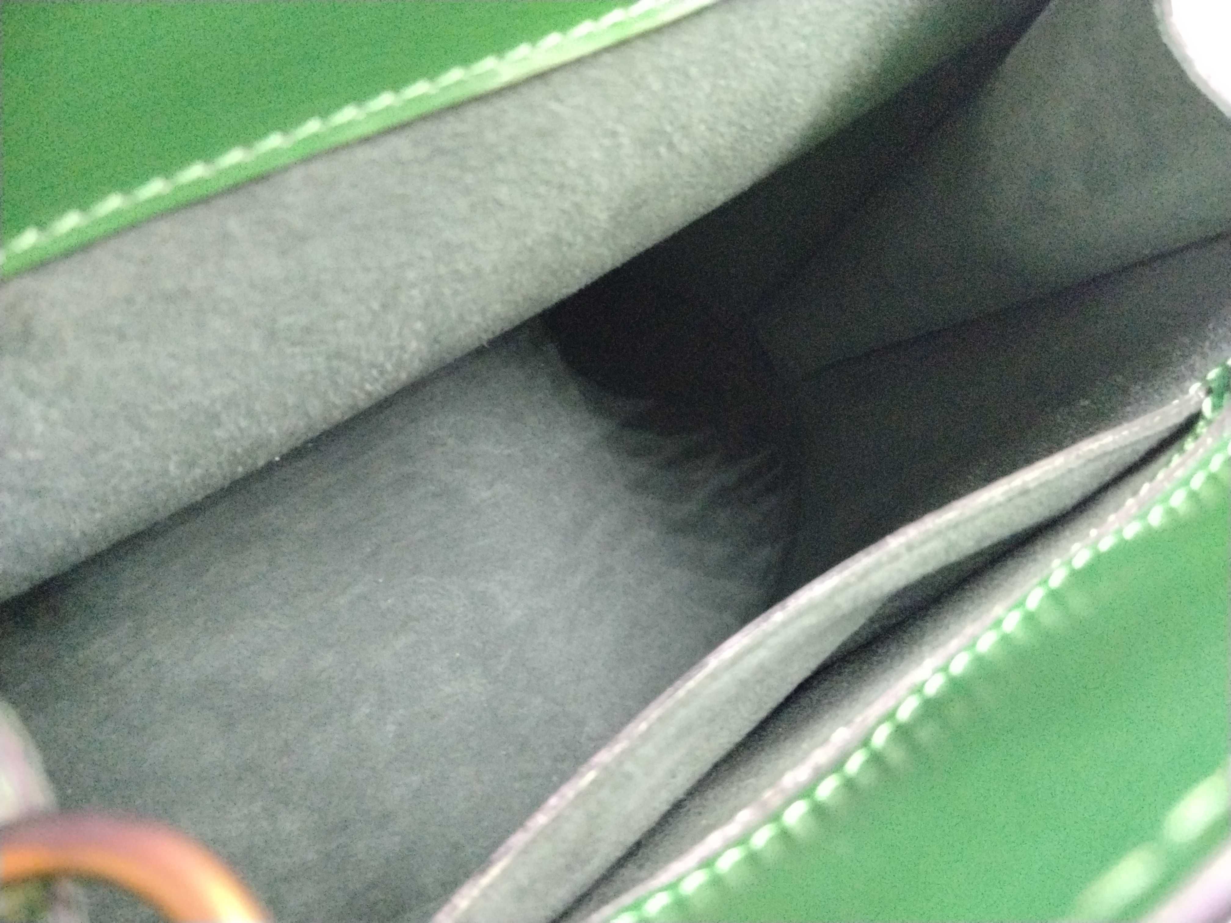 Epi Cluny Shoulder Bag — view 9