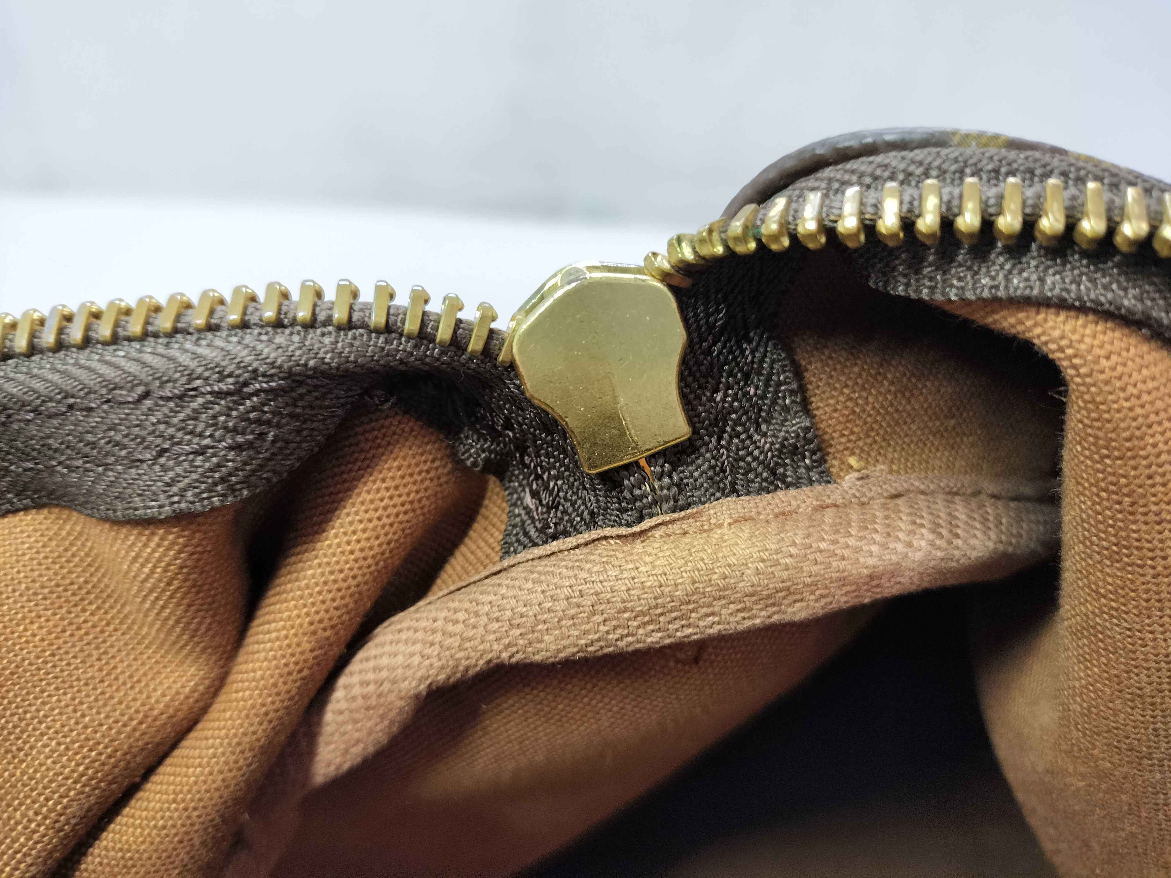 Monogram Louis Vuitton Keepall 50 Boston Bag — view 11