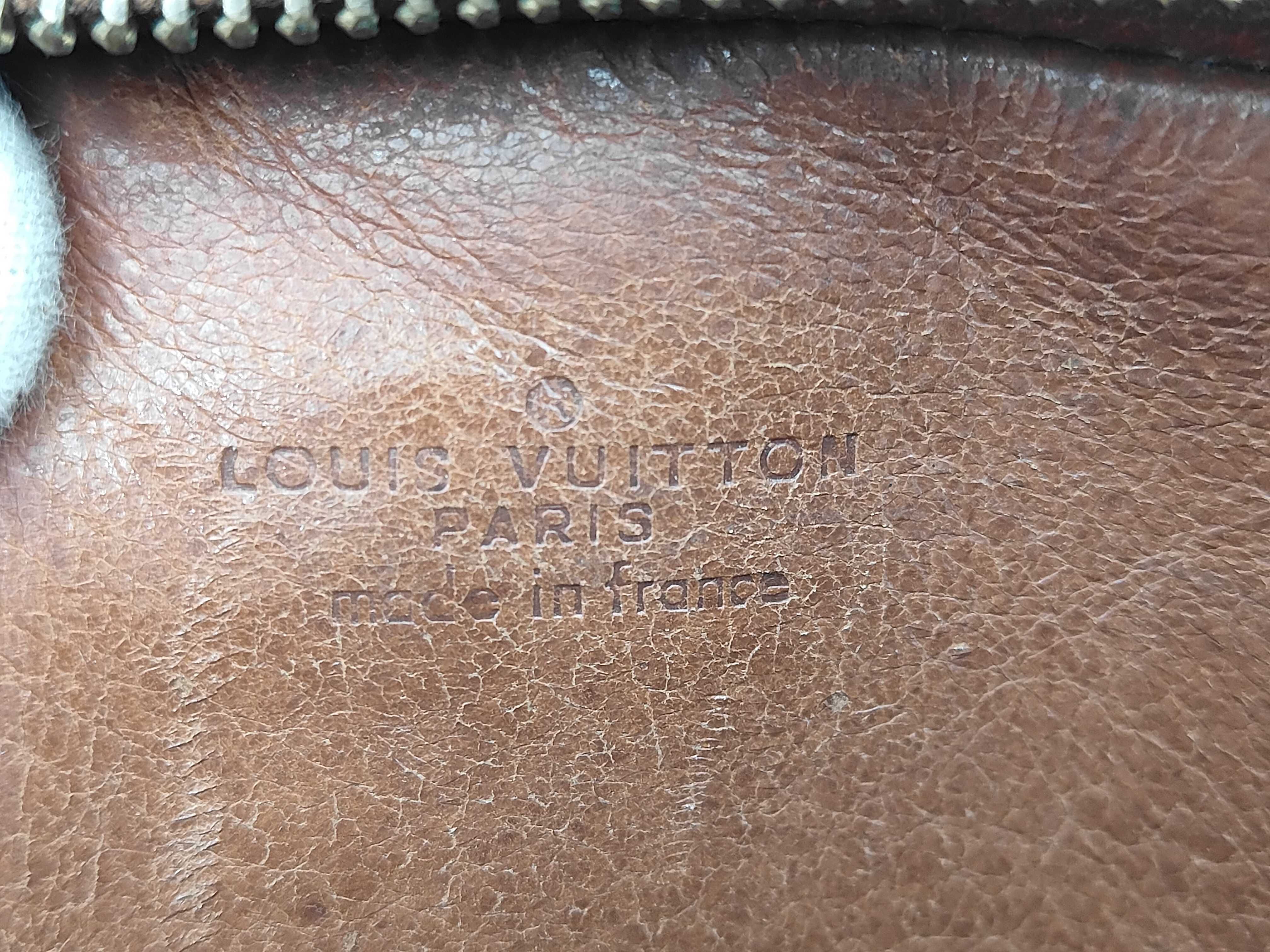 Monogram Shoulder Bag (Old Amazon model) - Zipper loop broken. — view 12