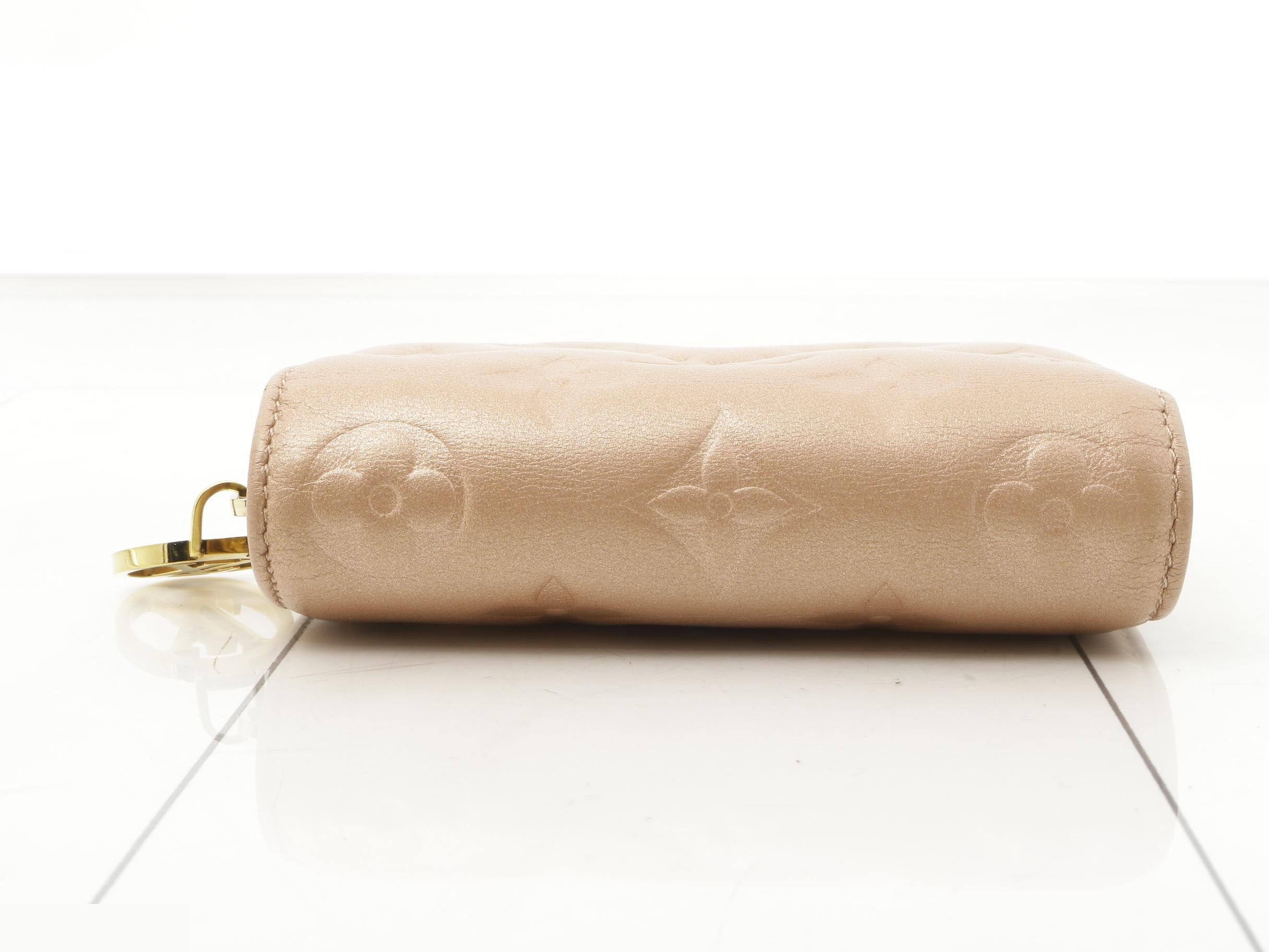 Monogram Coussin Embossed Portefeuille Lou Rose Gold RFID — view 3