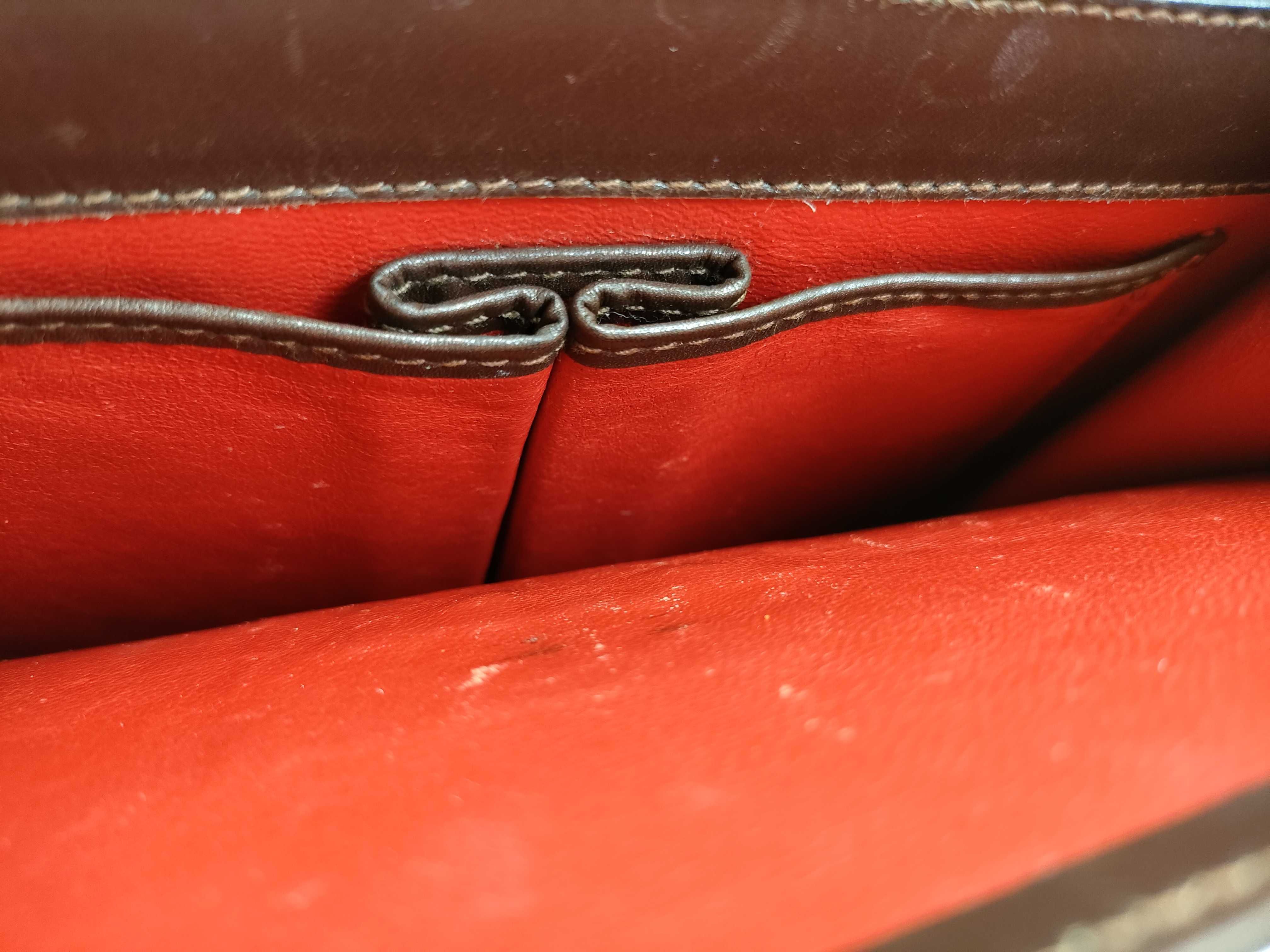 Vintage Calf Triomphe Macadam Gold Hardware Handbag — view 12