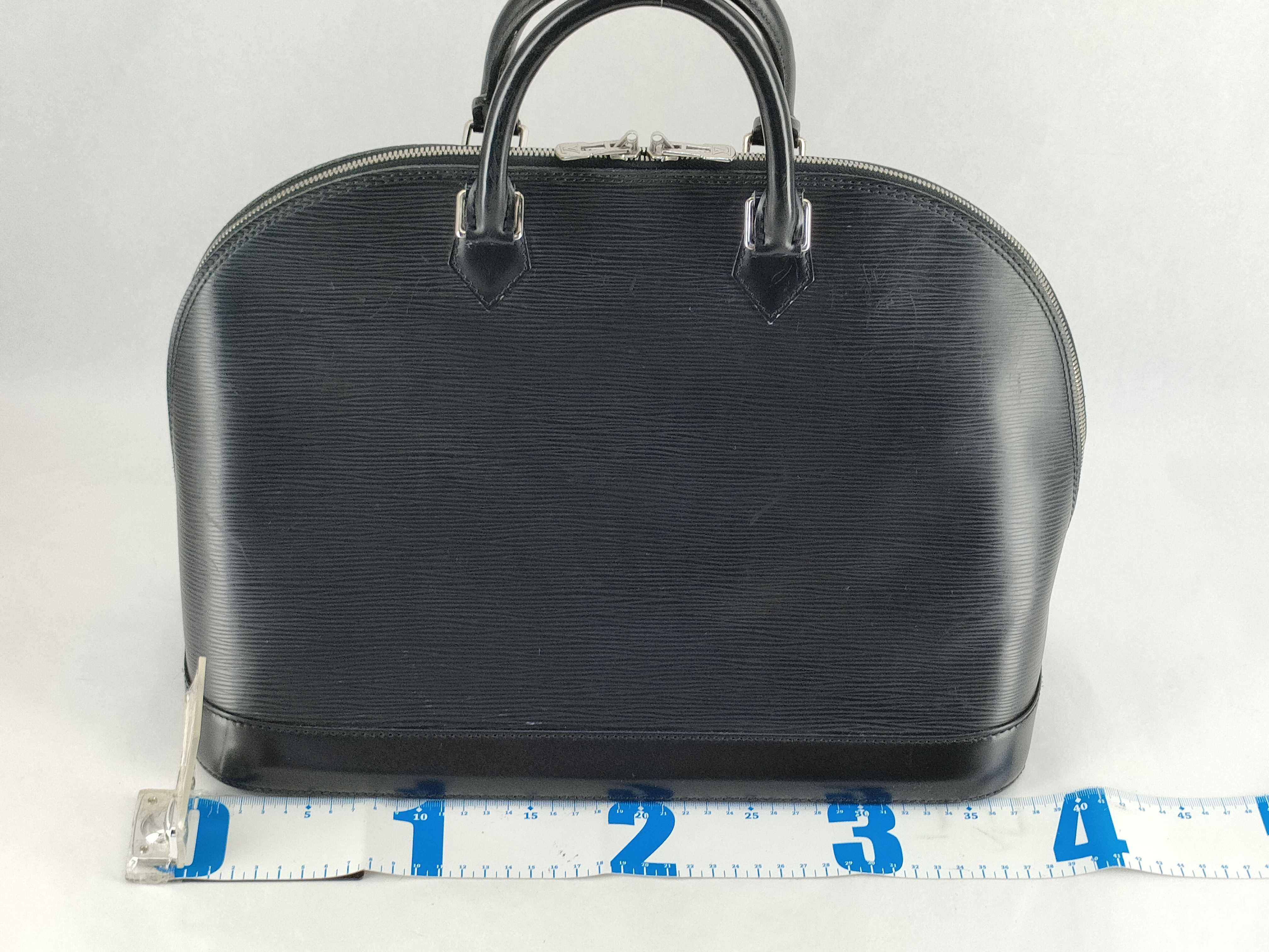 Epi Louis Vuitton Alma Handbag — view 2
