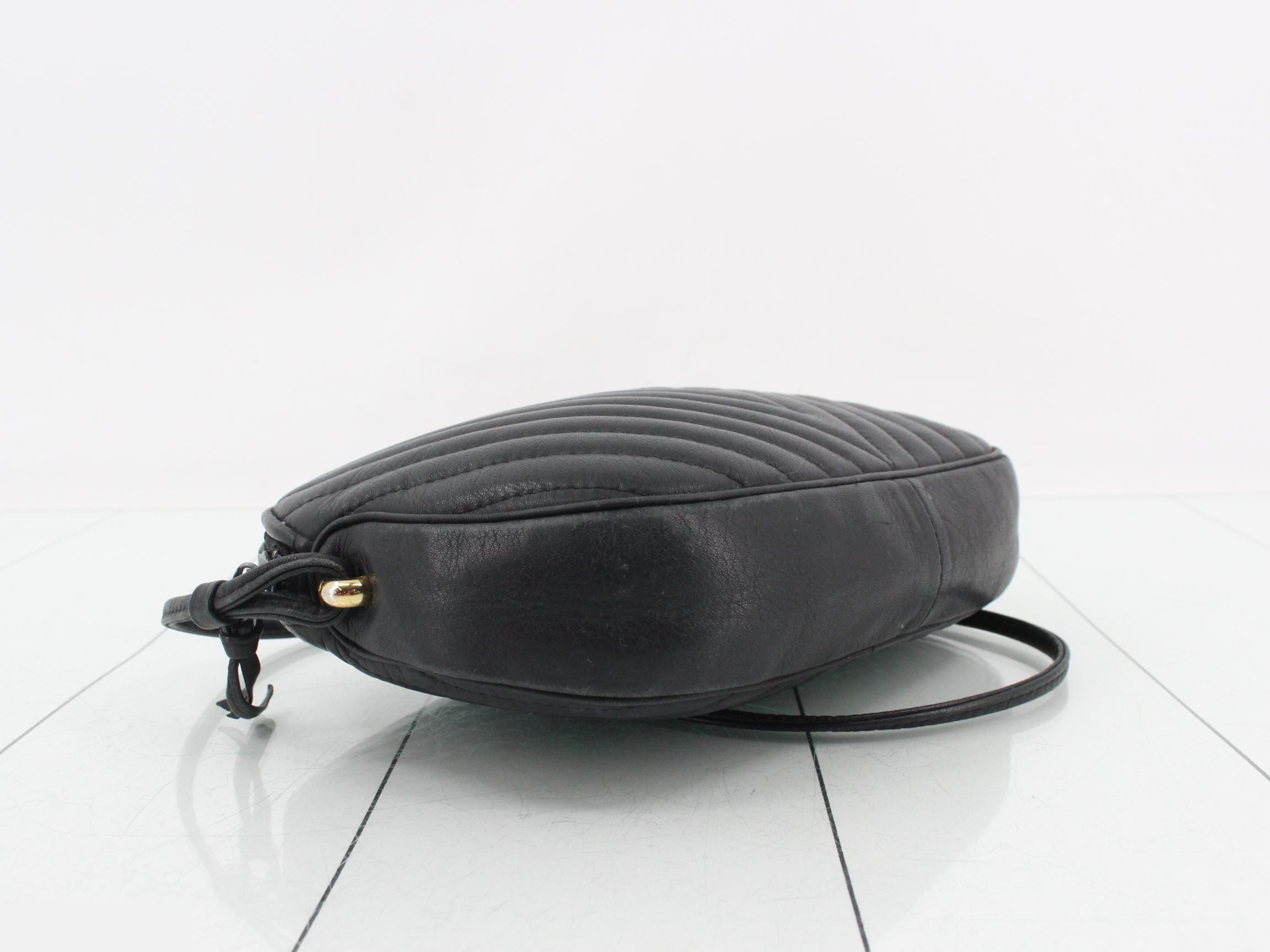 Crossbody shoulder bag, quilted leather, black, W22 H16 D4 — view 5