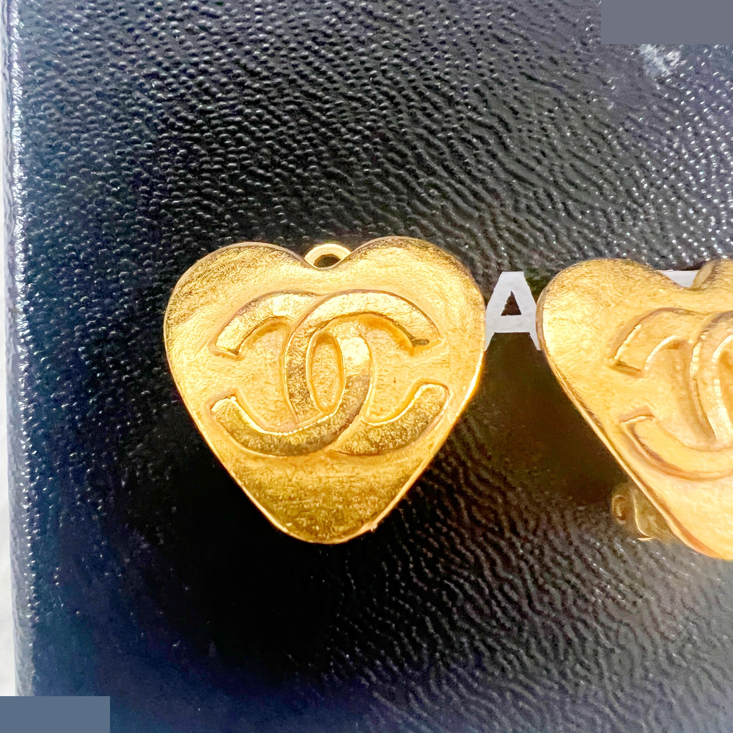 95P Heart Coco Mark Earrings — view 3