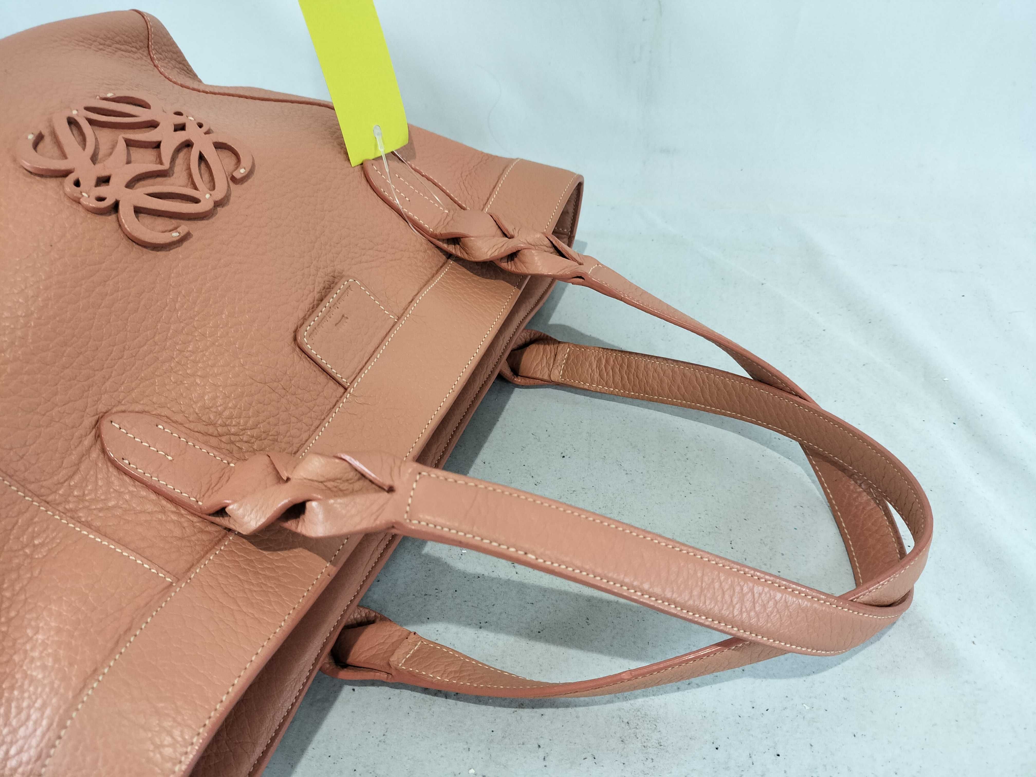 Fustat Tote Salmon Pink Handbag — view 3
