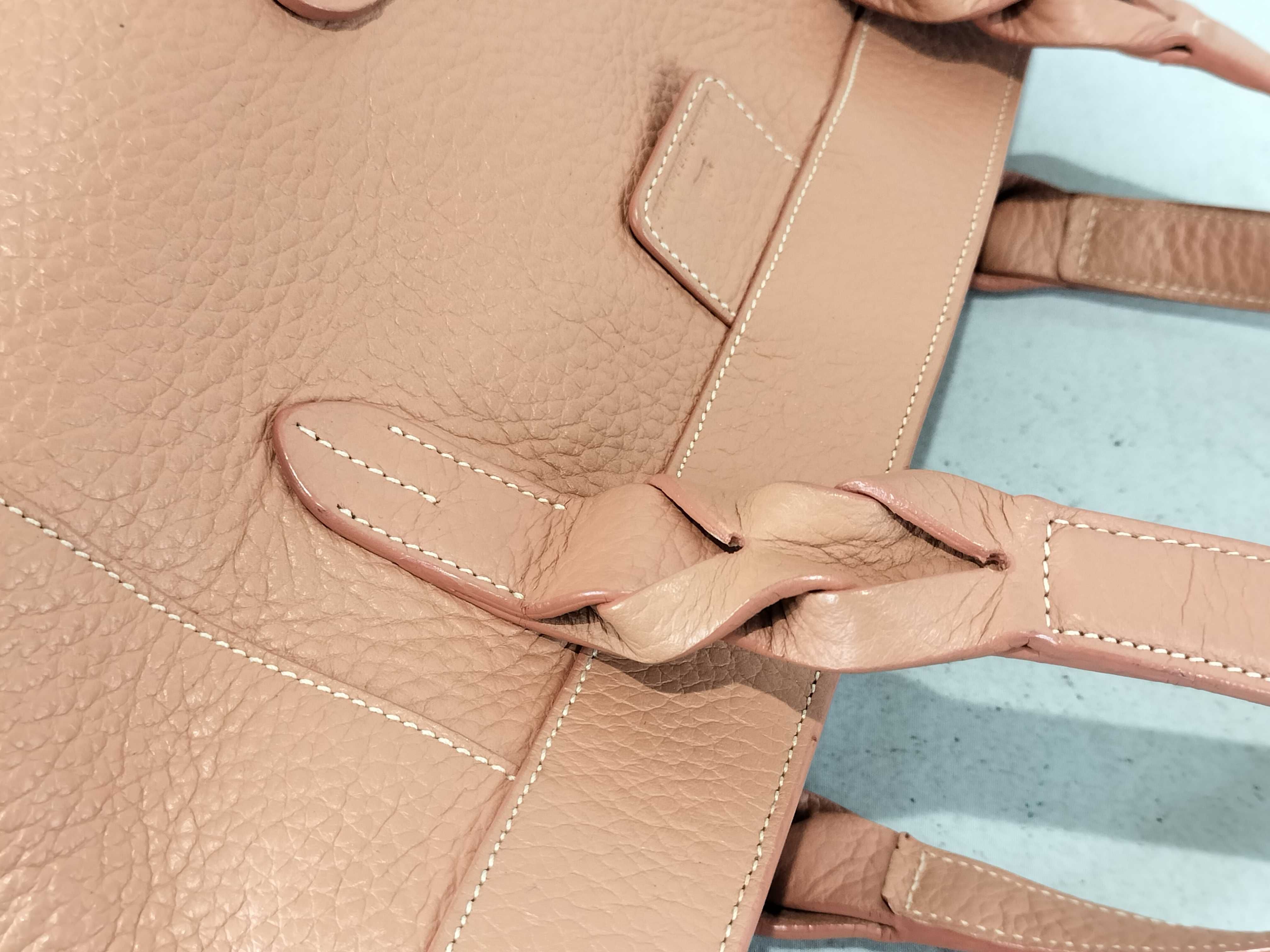 Fustat Tote Salmon Pink Handbag — view 5