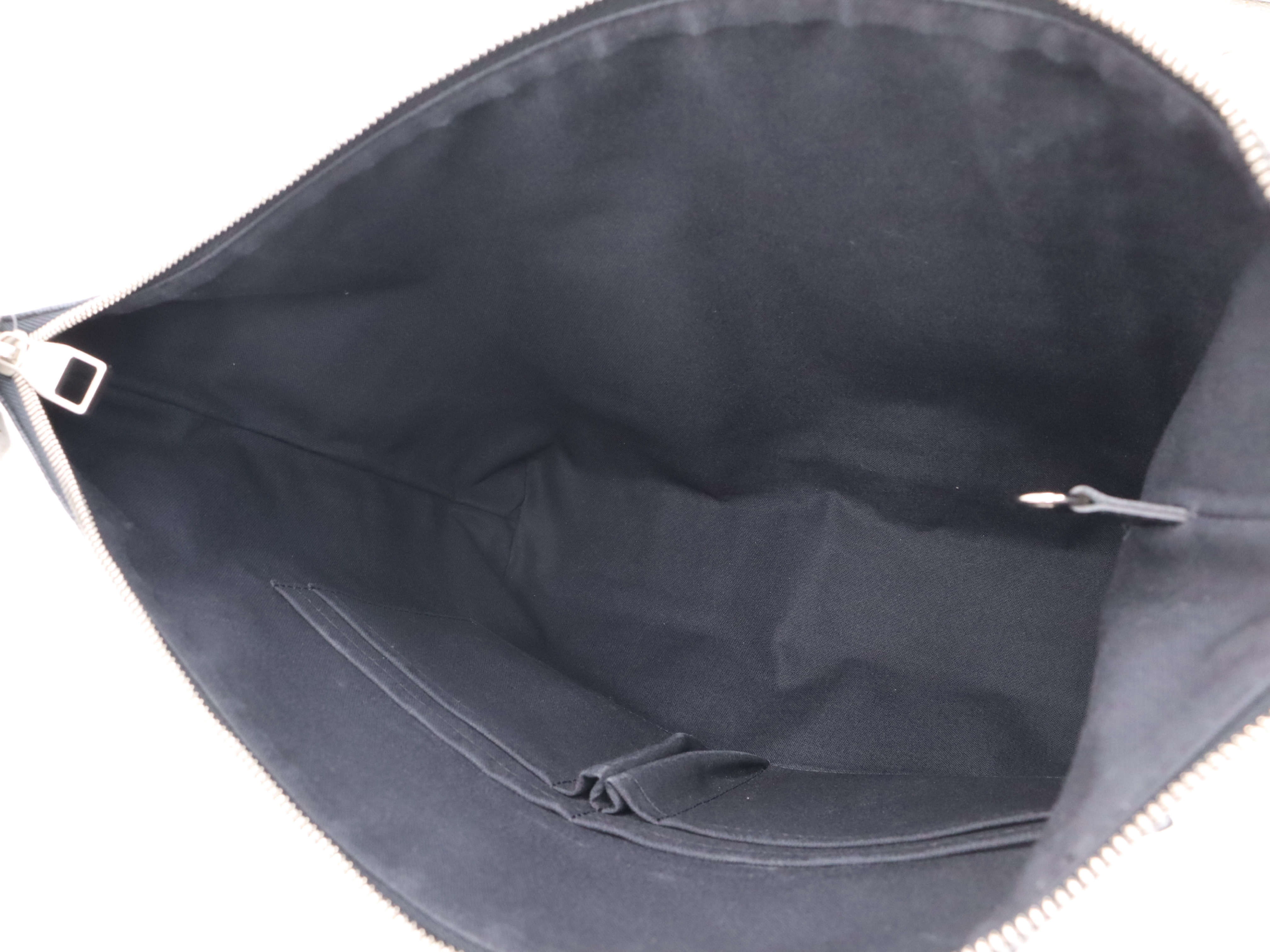 N41105 Graphite Mic GM Shoulder Bag — view 11