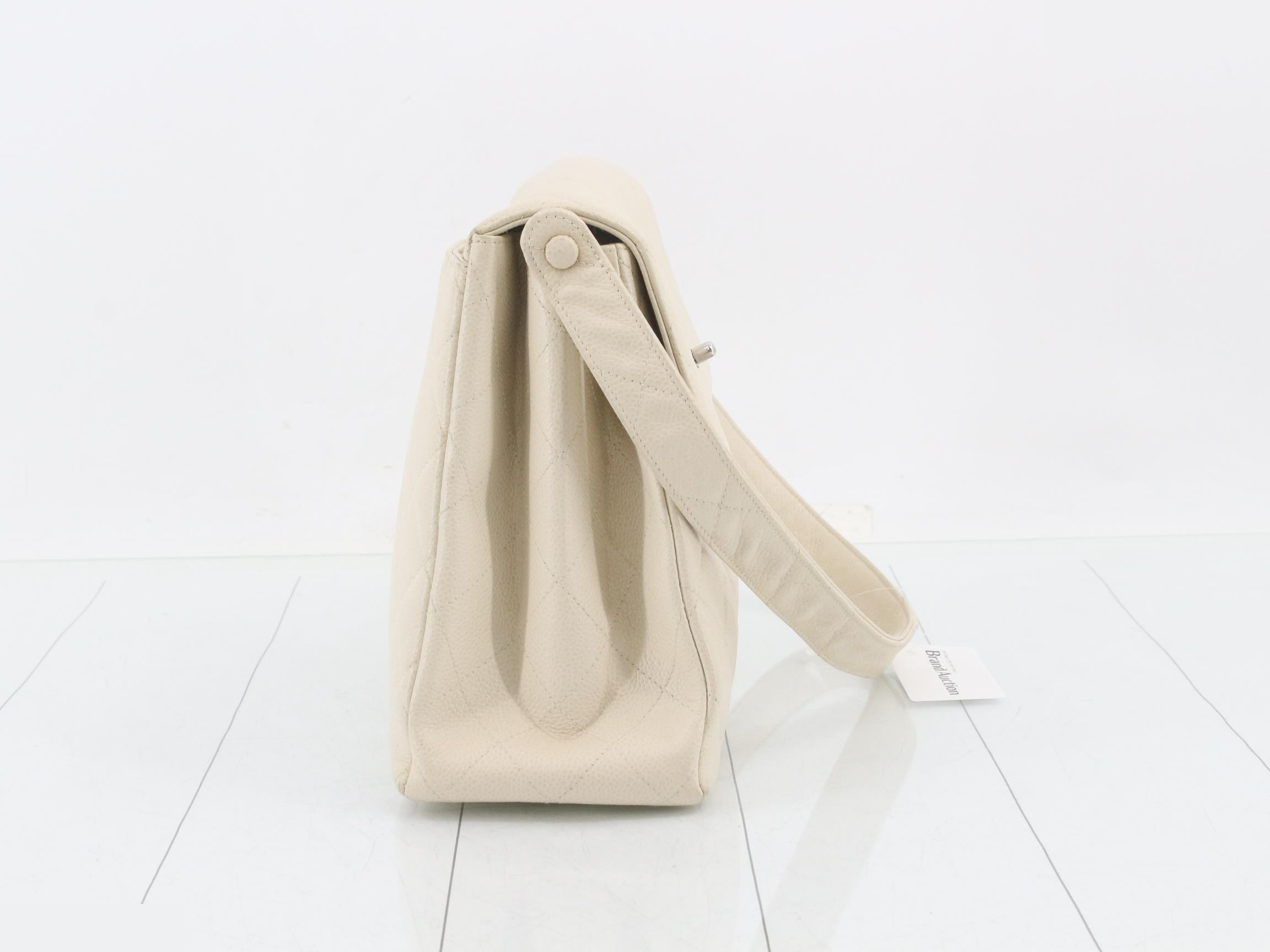 Matelassé (bag) - Shoulder bag — view 4
