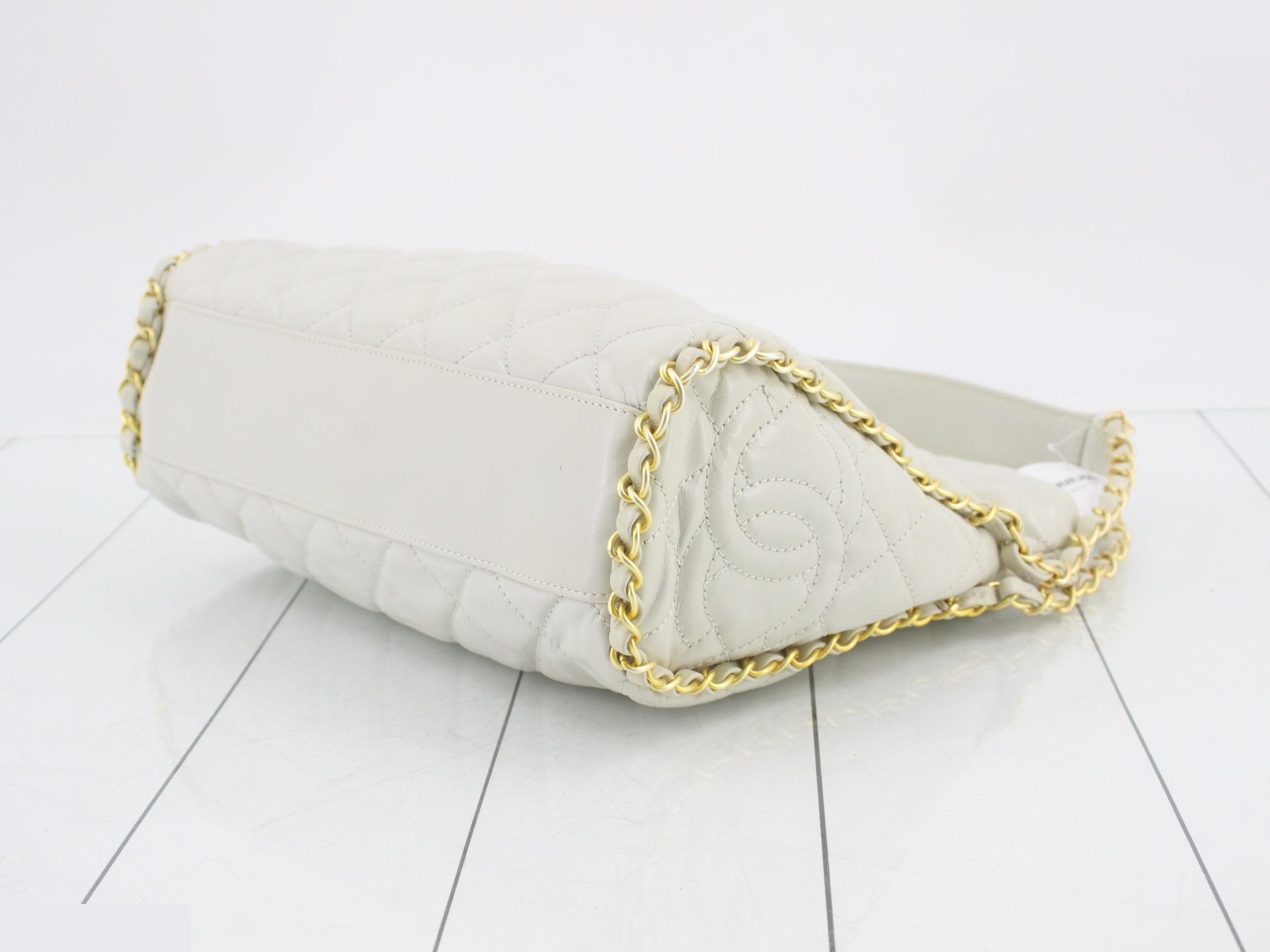 Matelassé (bag) - Shoulder bag — view 6