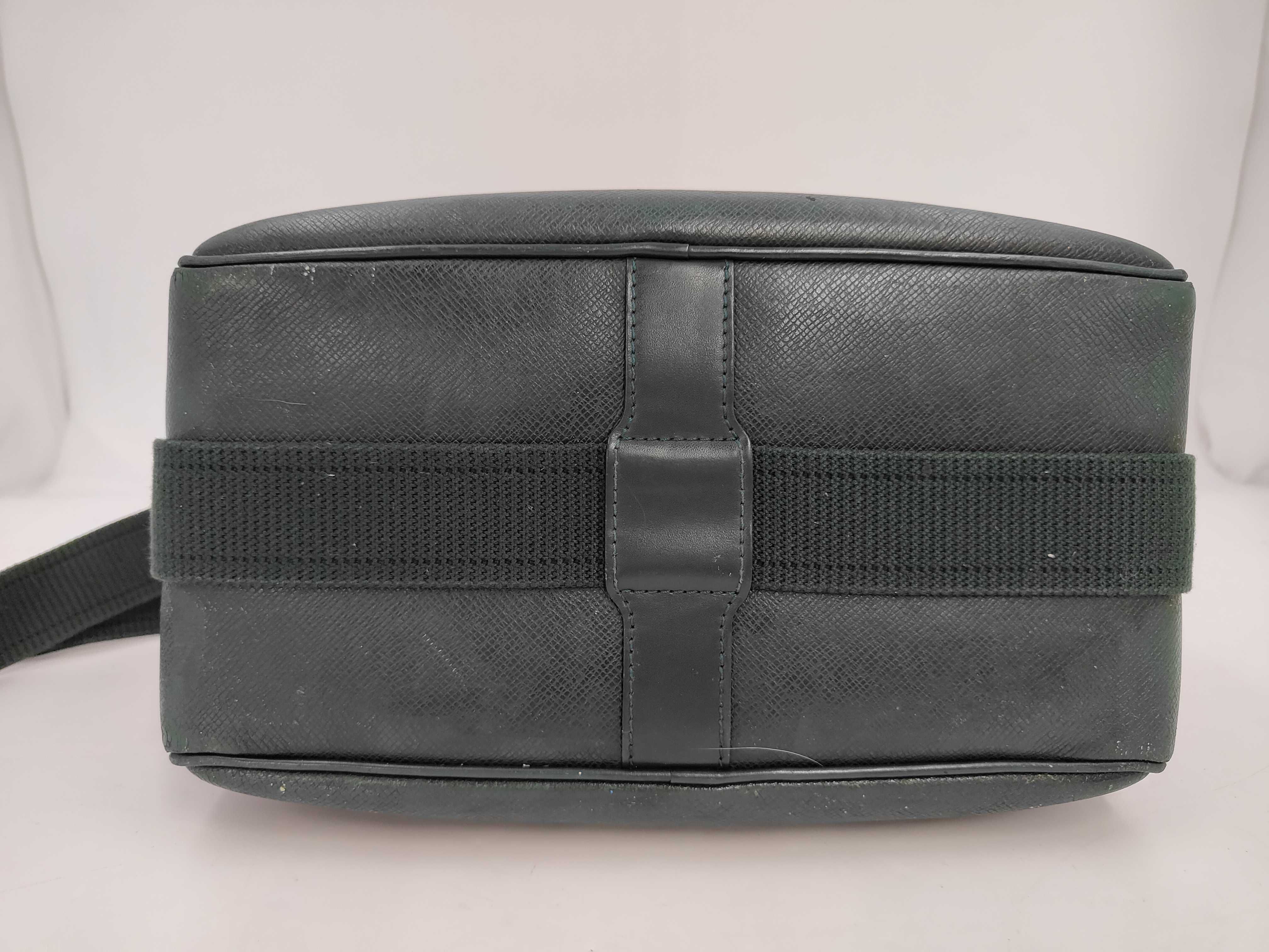 Taiga Green Reporter Shoulder Bag (Green Shoulder Bag) — view 6