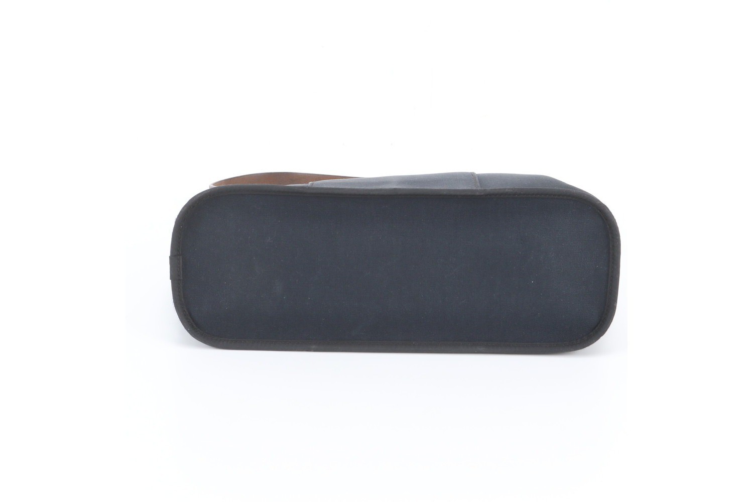 L stamp, manufactured in 2008, Kabaq PM 2-way shoulder bag. — view 7