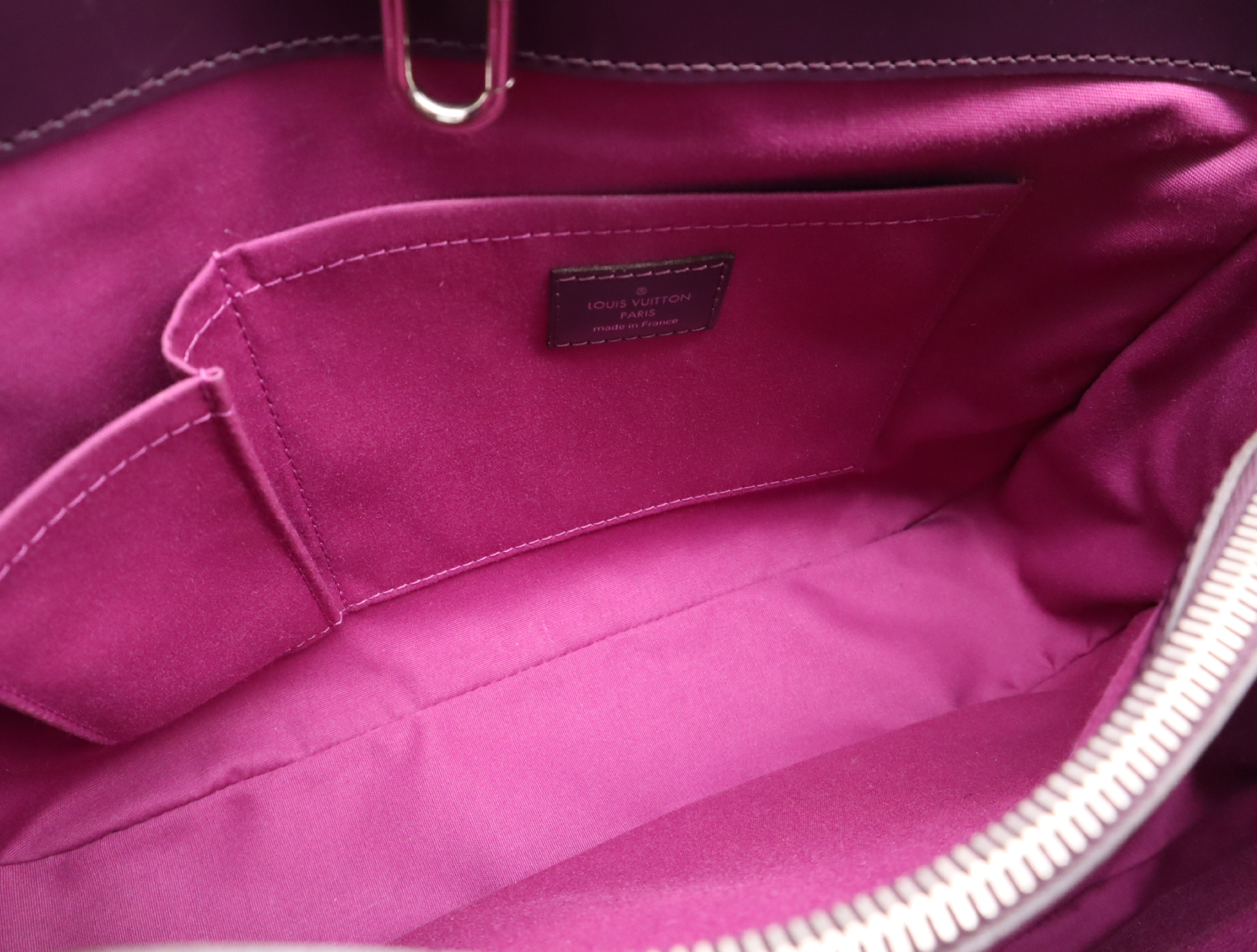 M5926K Epi Passy Cassis Handbag — view 14