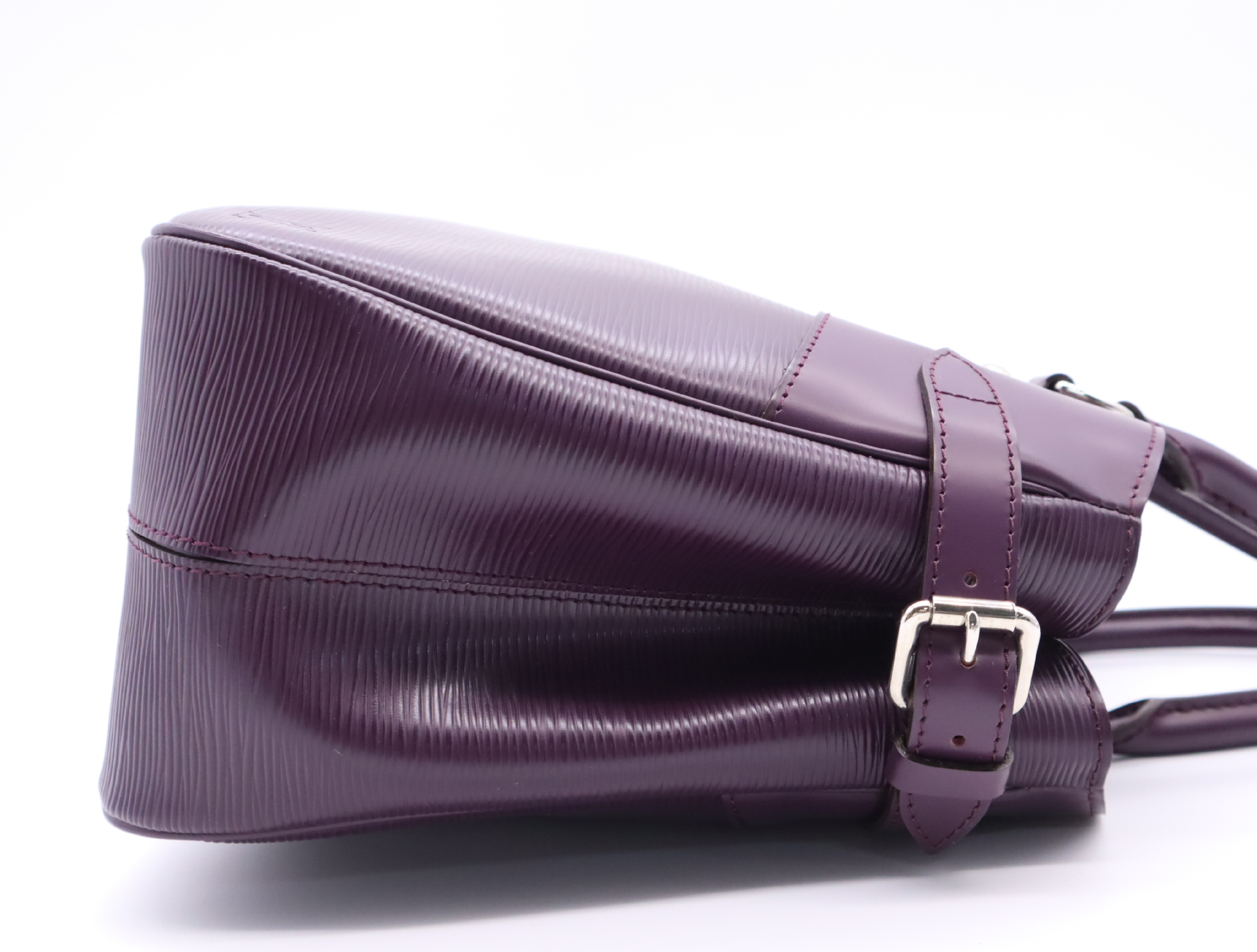 M5926K Epi Passy Cassis Handbag — view 5