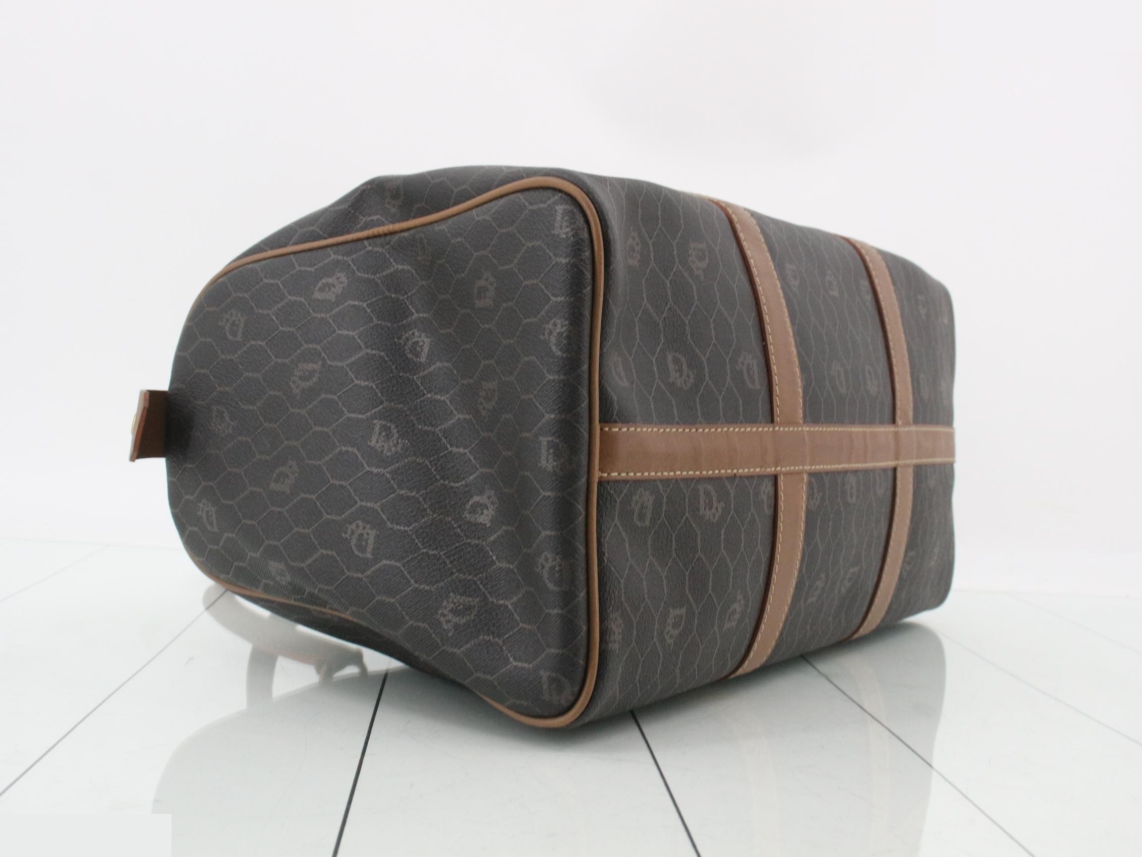 Honeycomb pattern PVC/leather handbag — view 5