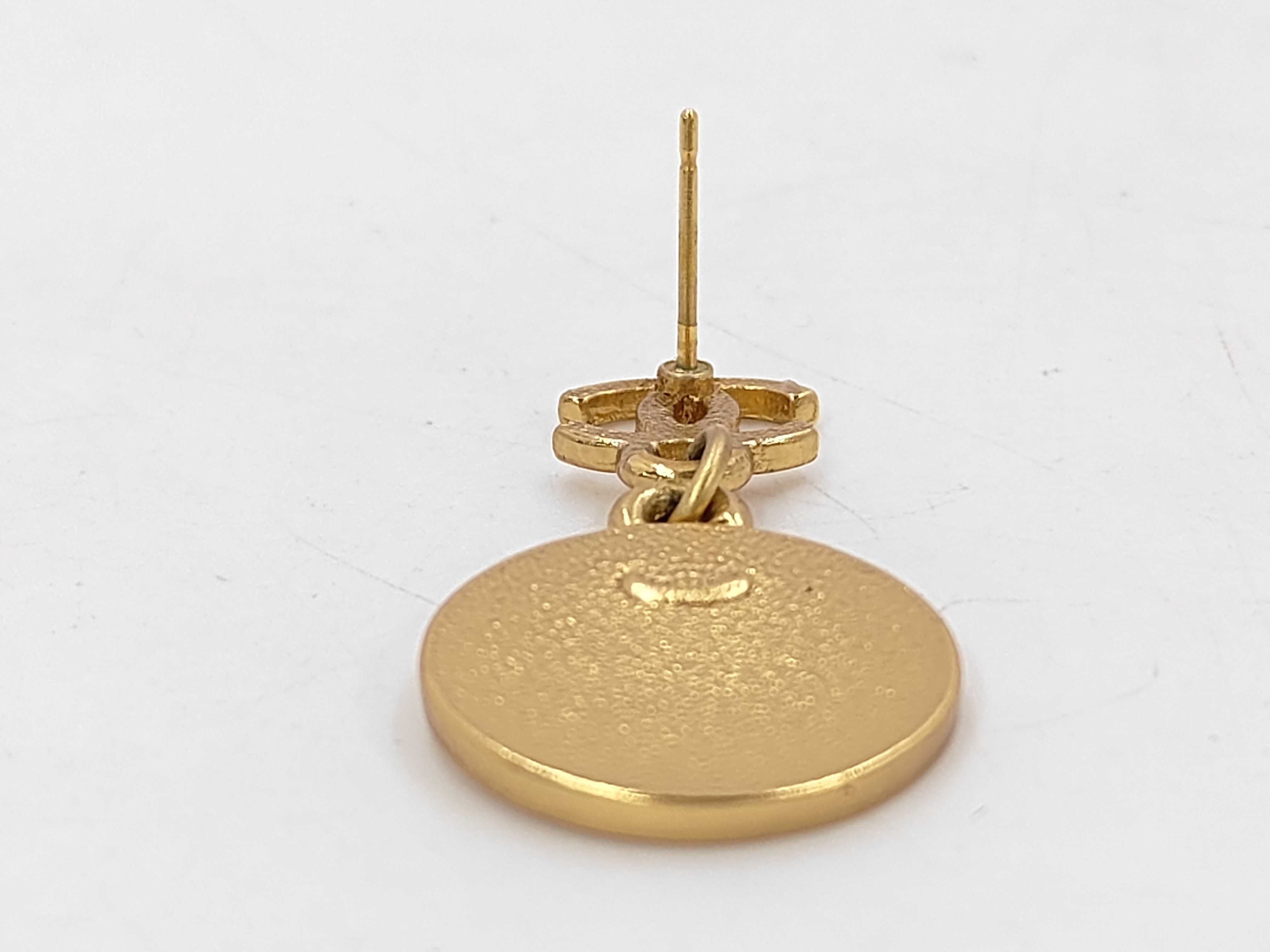 (Chanel) single earring — view 3
