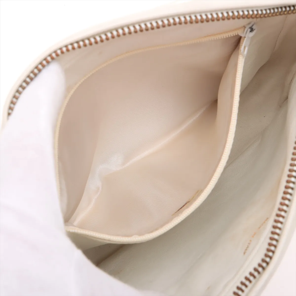 Matelasse Lambskin Chain Shoulder Bag Fringe White Gold Hardware 1989265 No. 1 — view 7