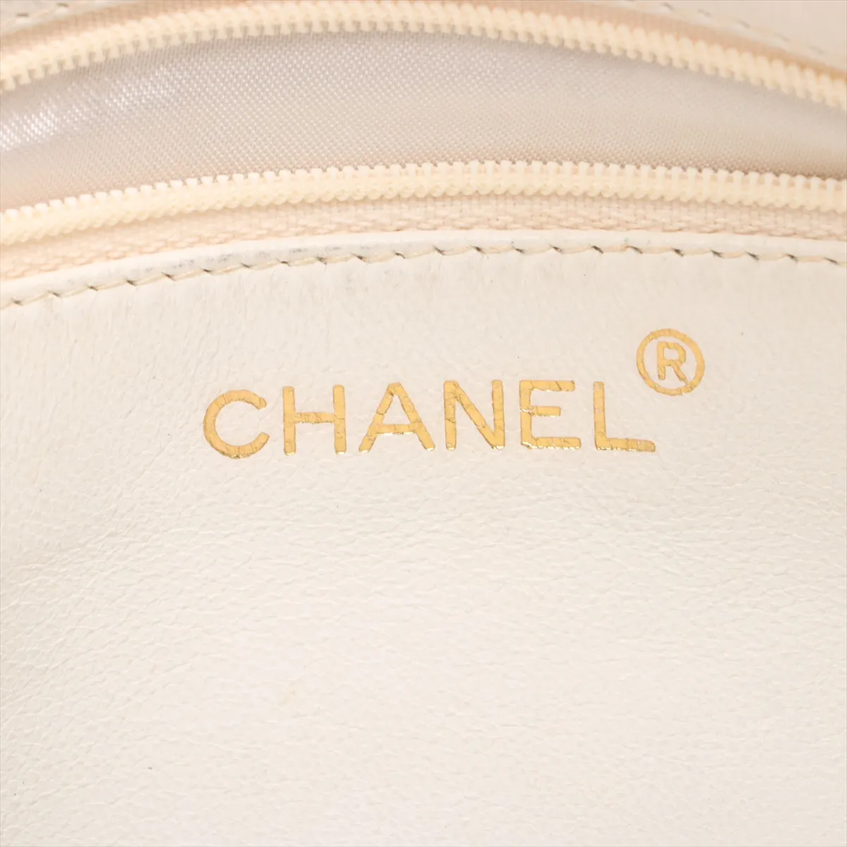 Matelasse Lambskin Chain Shoulder Bag Fringe White Gold Hardware 1989265 No. 1 — view 9
