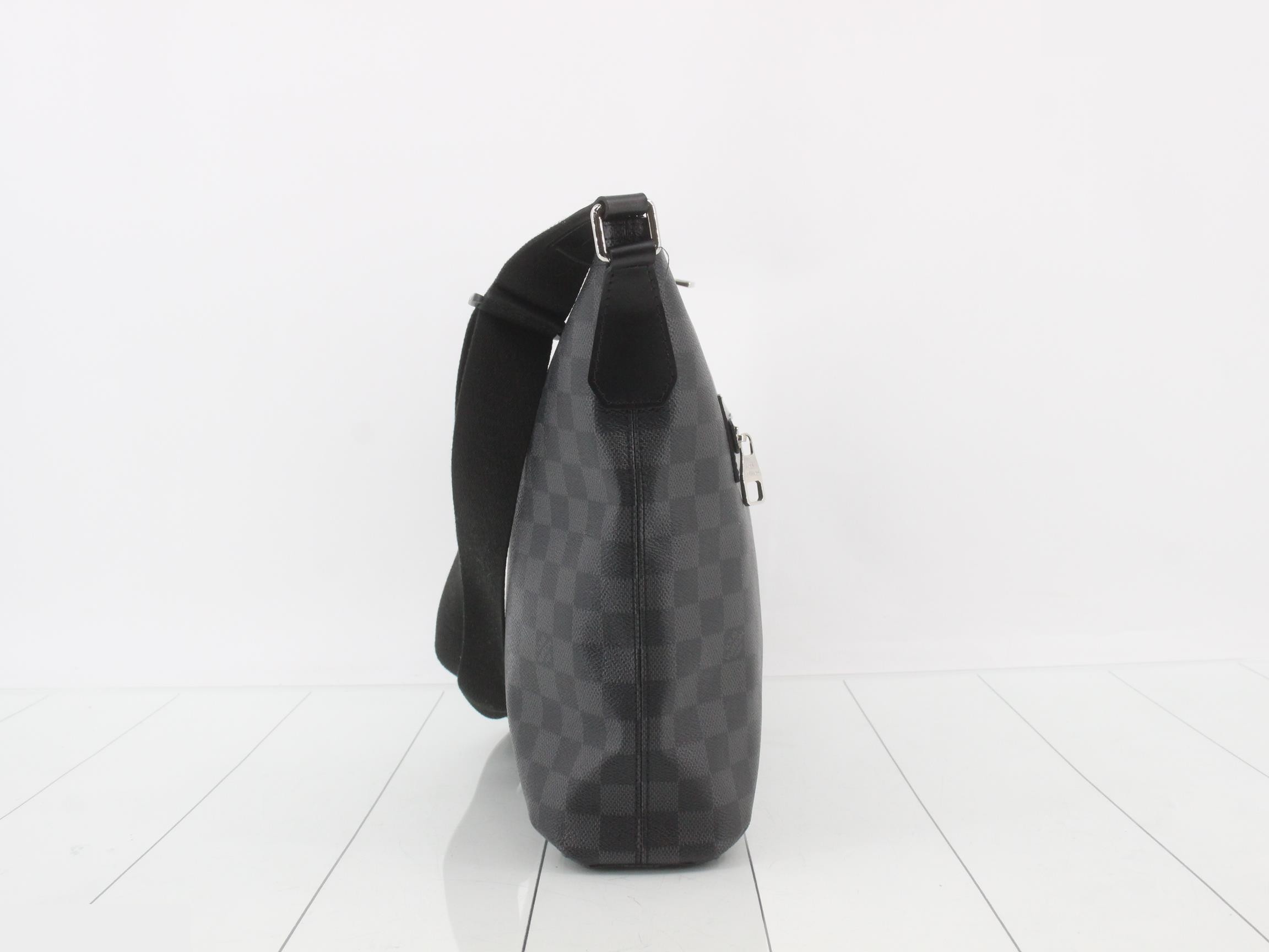 Damier Graphite Mick GM — view 4