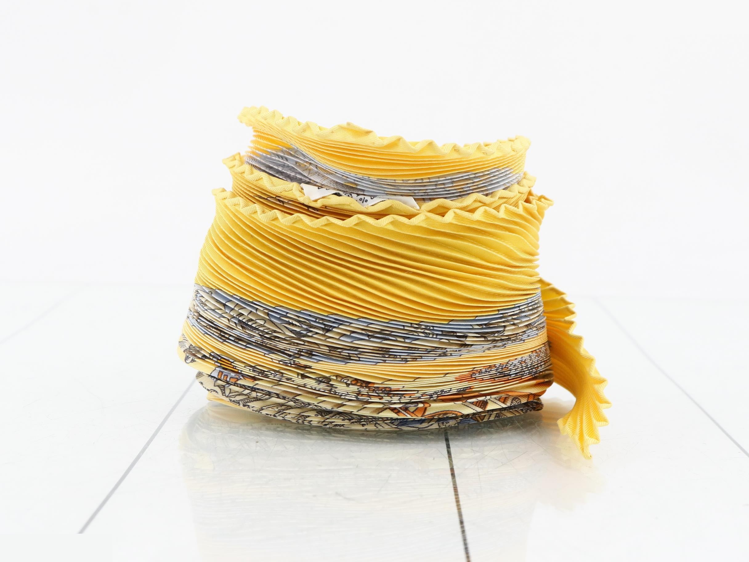 Pleated scarf, Atlantis, box — view 2