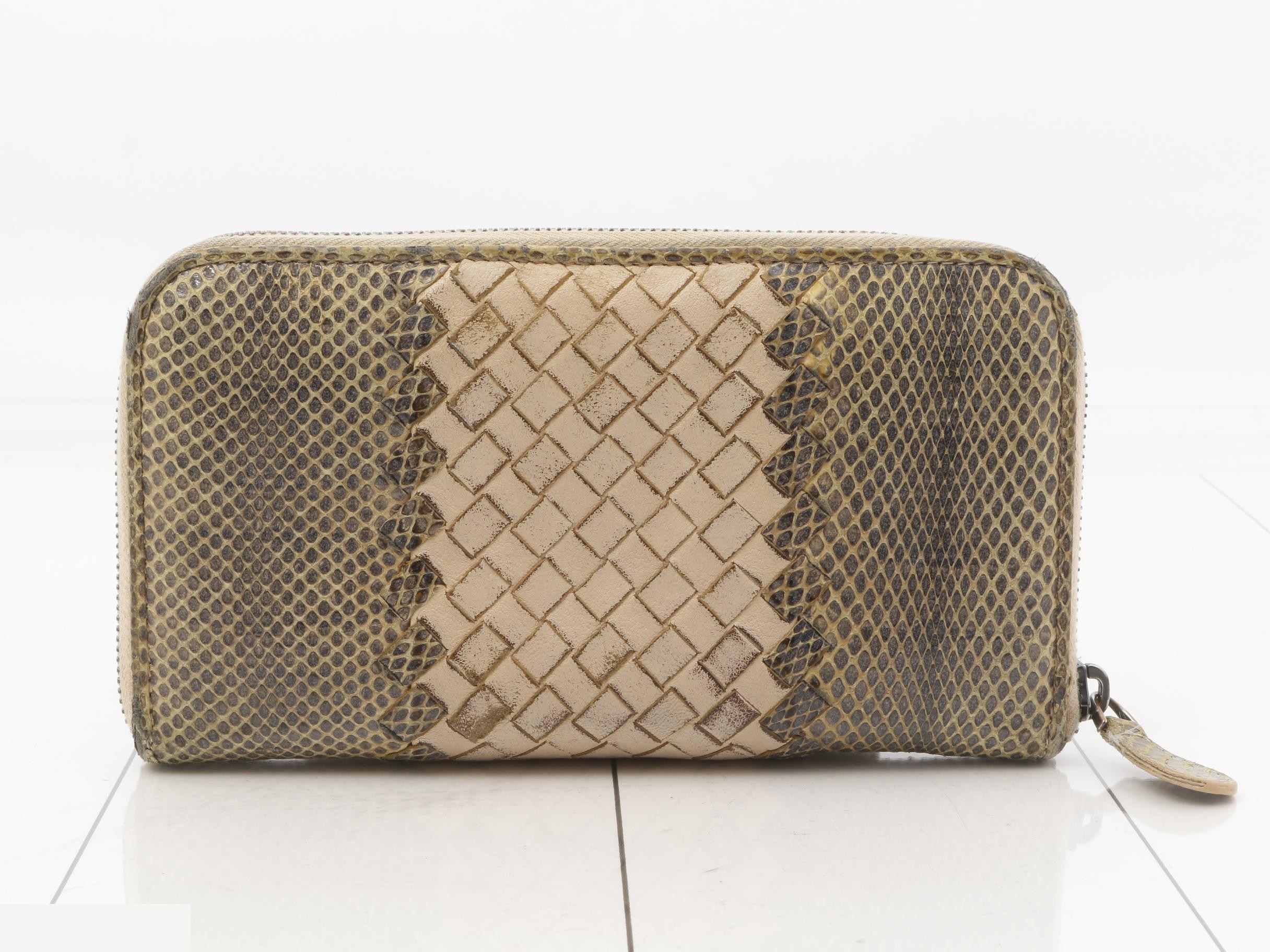 Long Wallet — view 2
