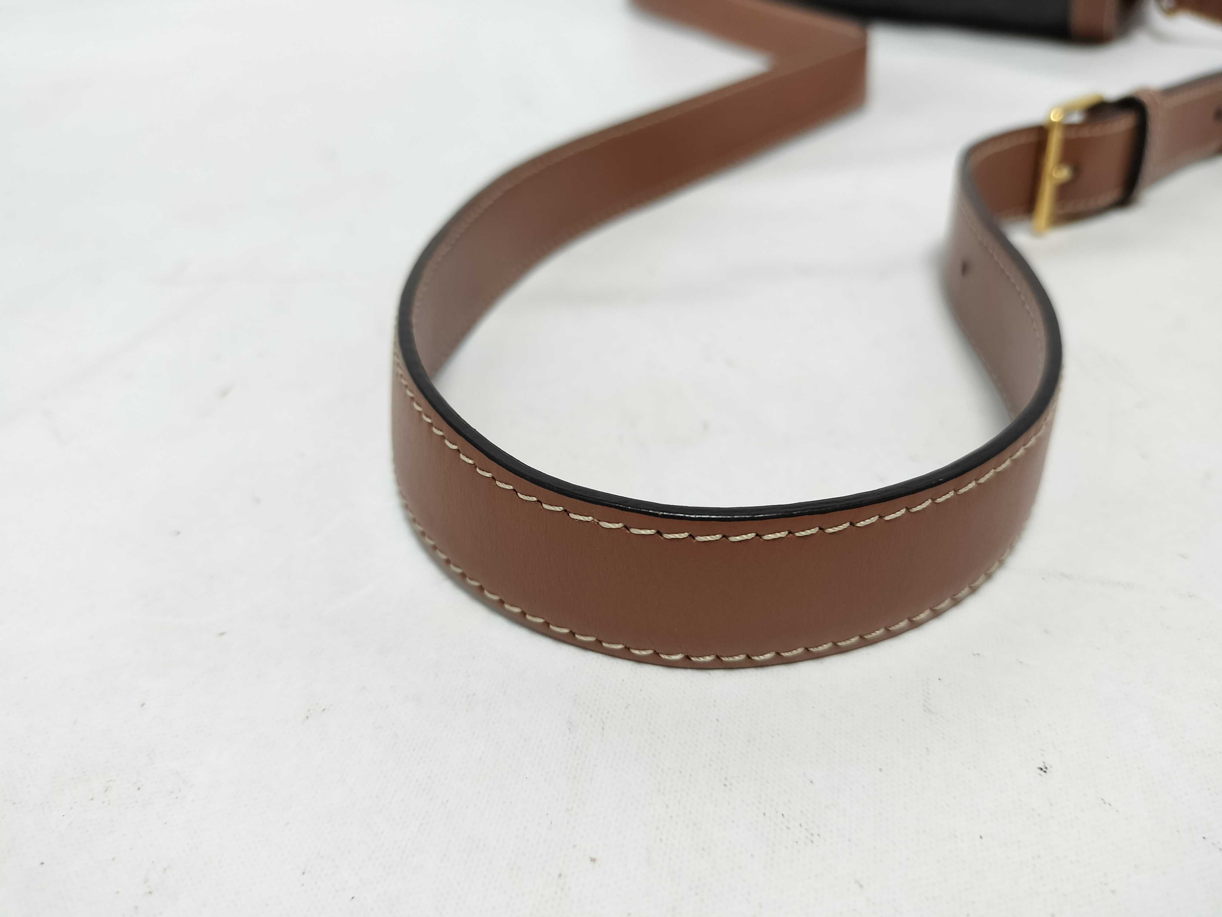 Triomphe Chain Shoulder Bag, Brown Shoulder Bag — view 4