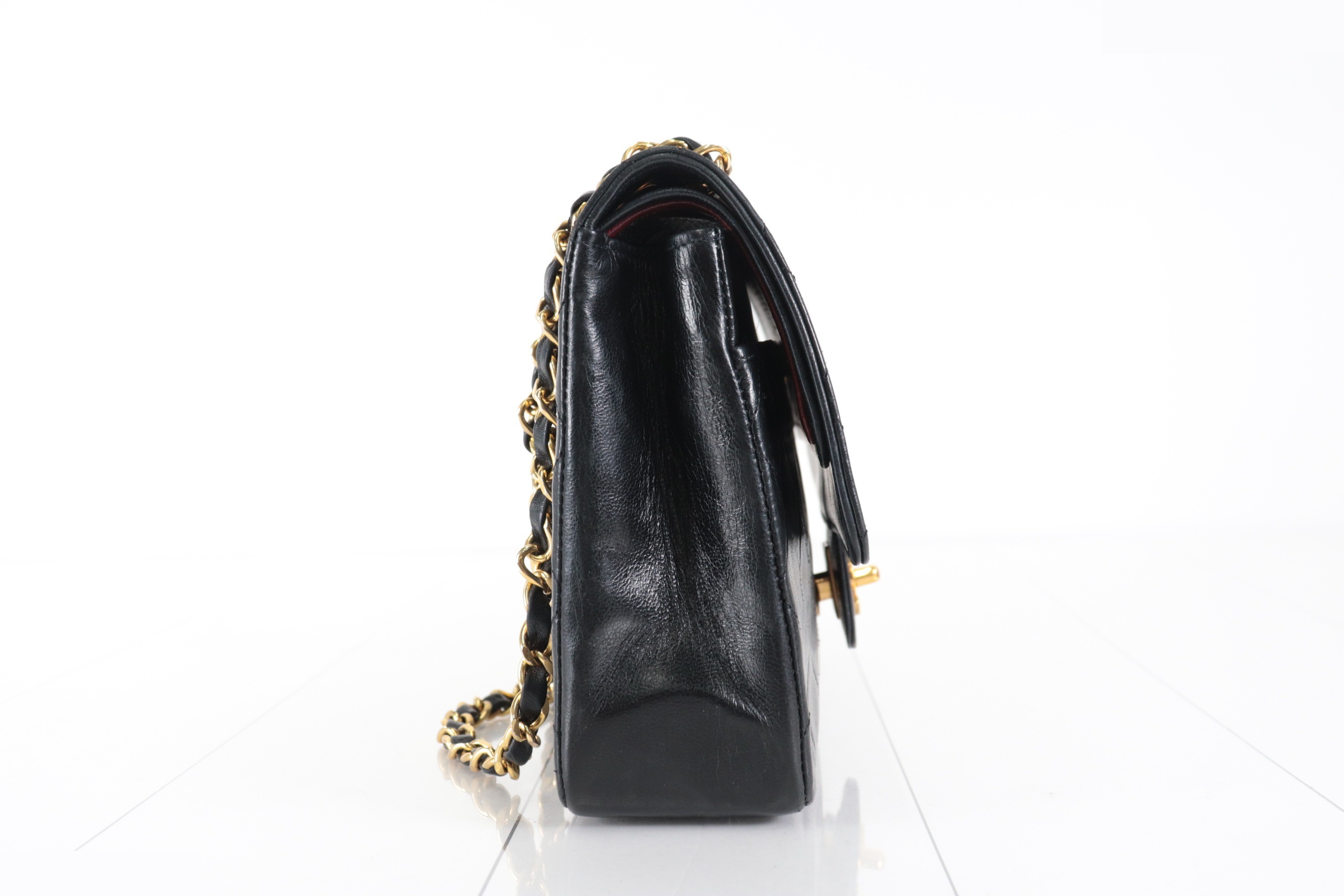 Double flap 25 Lambskin Chain Shoulder Bag, Series 0 — view 3
