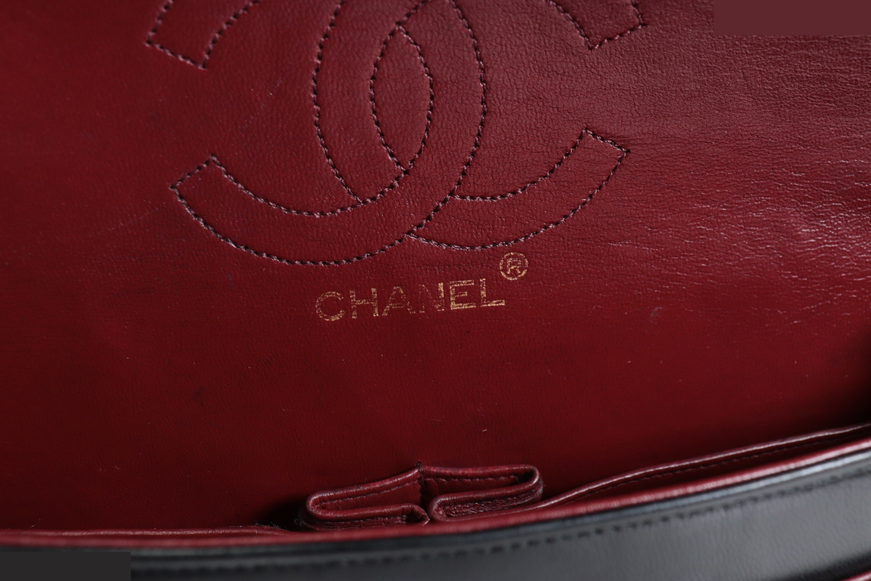 Double flap 25 Lambskin Chain Shoulder Bag, Series 0 — view 7