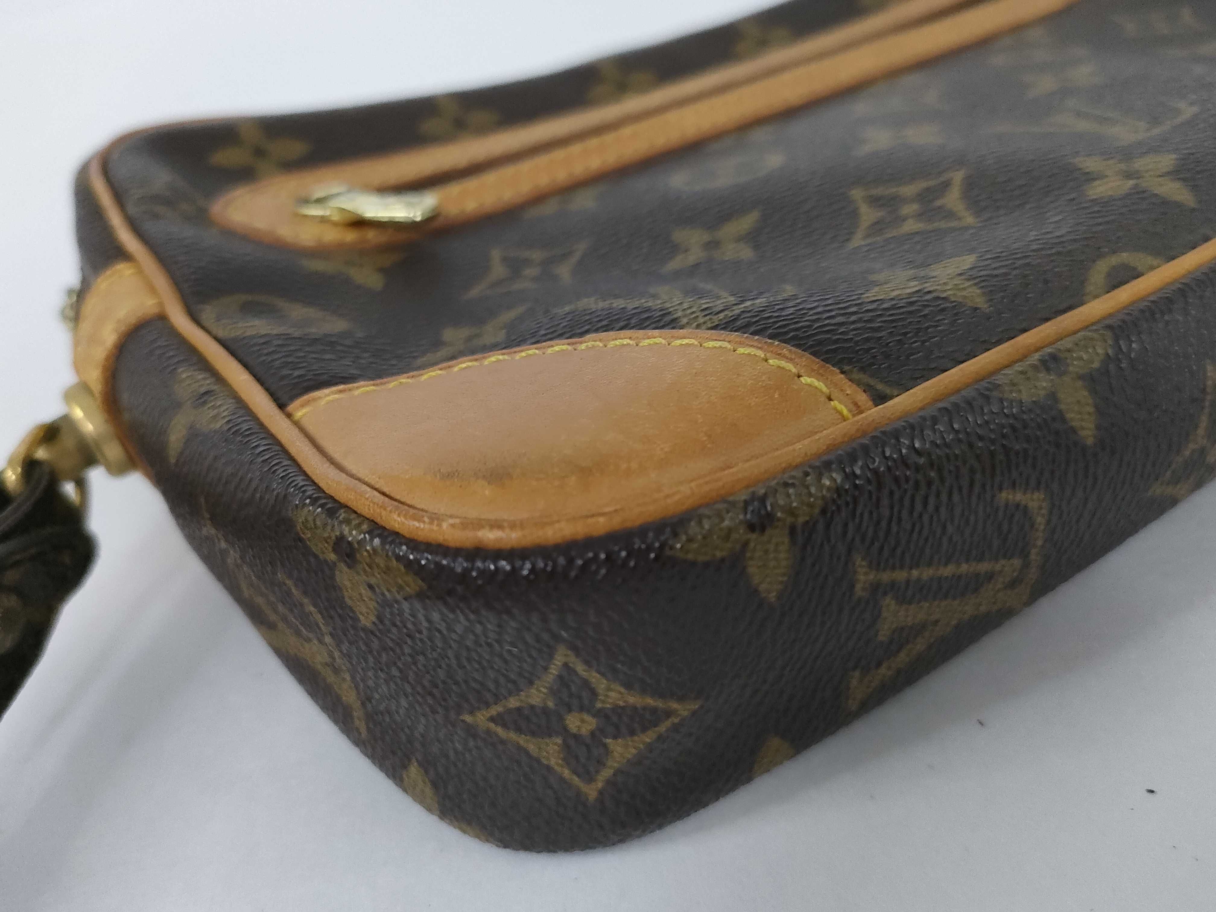 Monogram — view 6