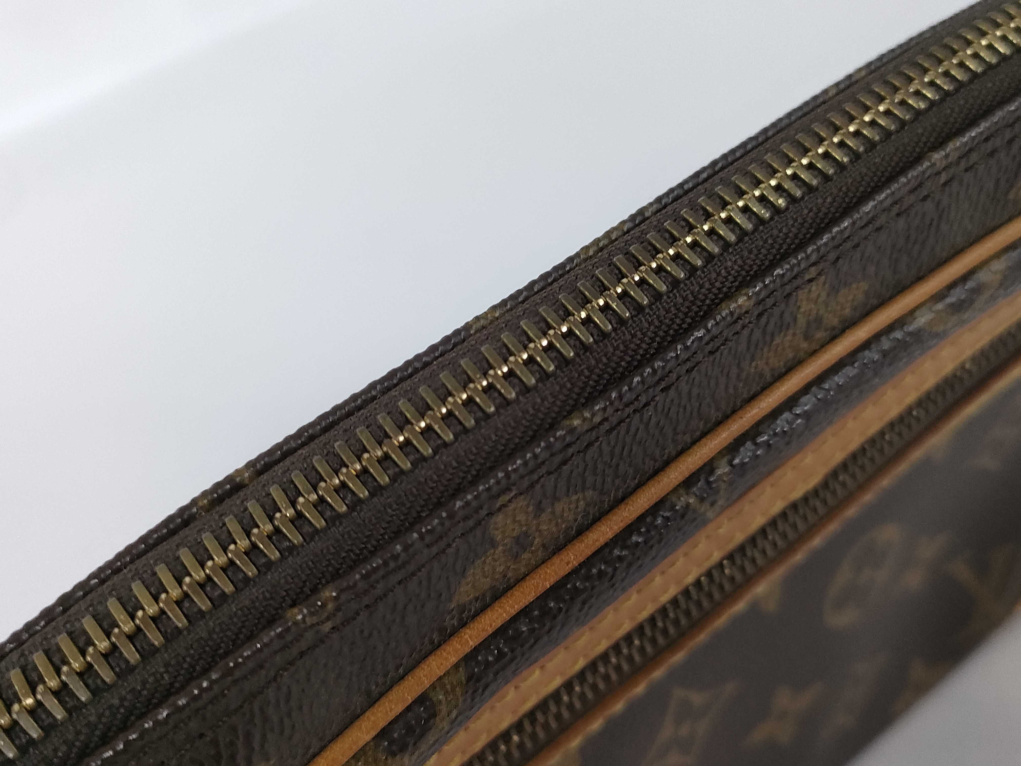 Monogram — view 8